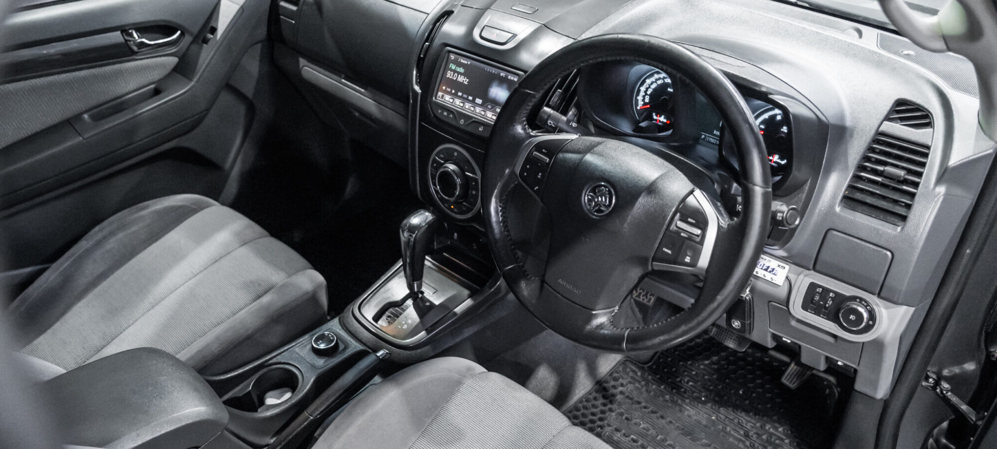 Vehicle Gallery Image