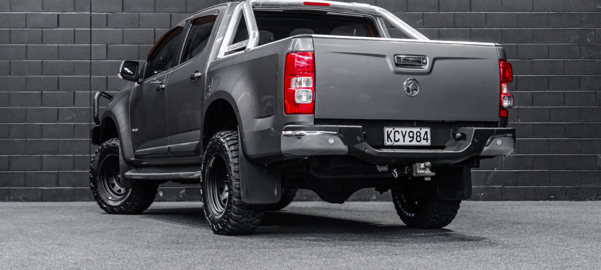 Vehicle Gallery Image