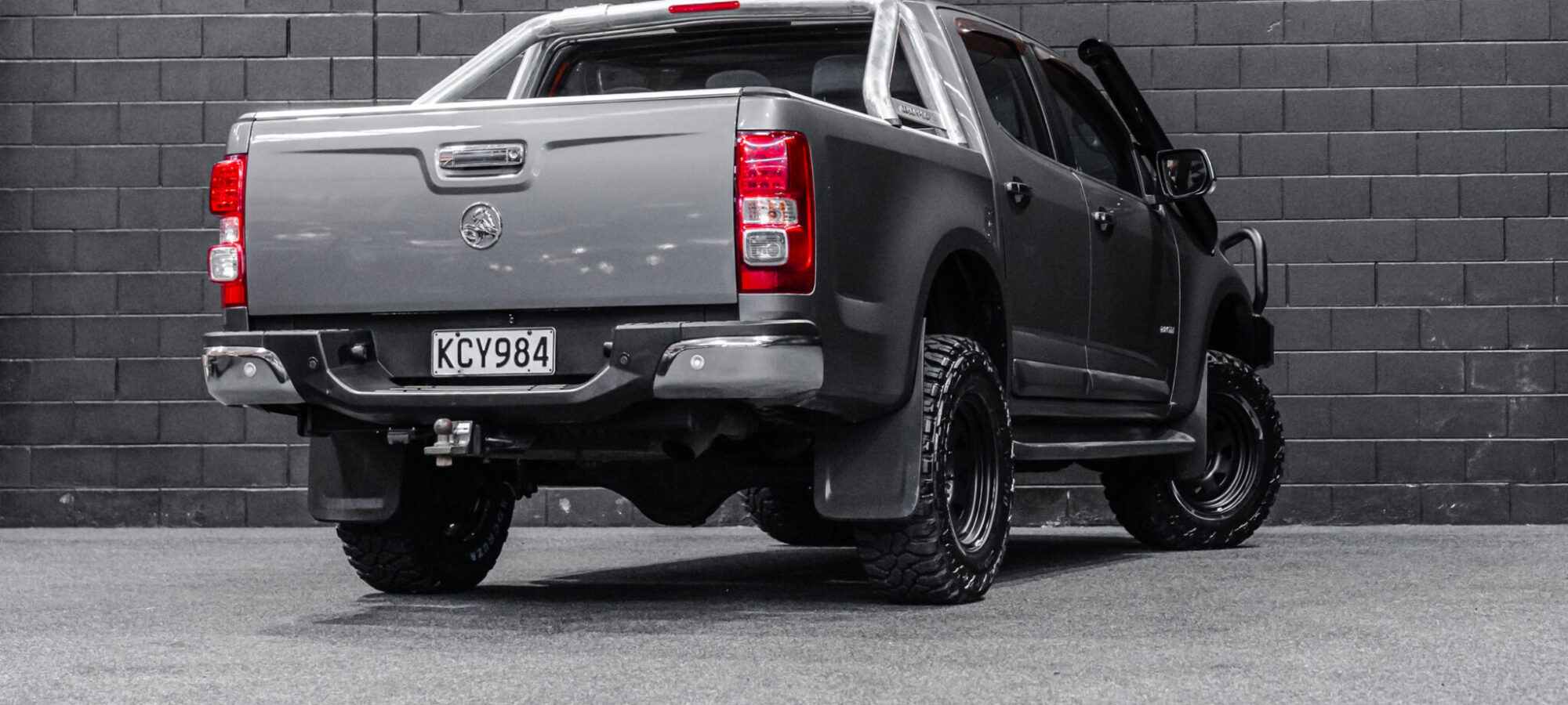 Vehicle Gallery Image