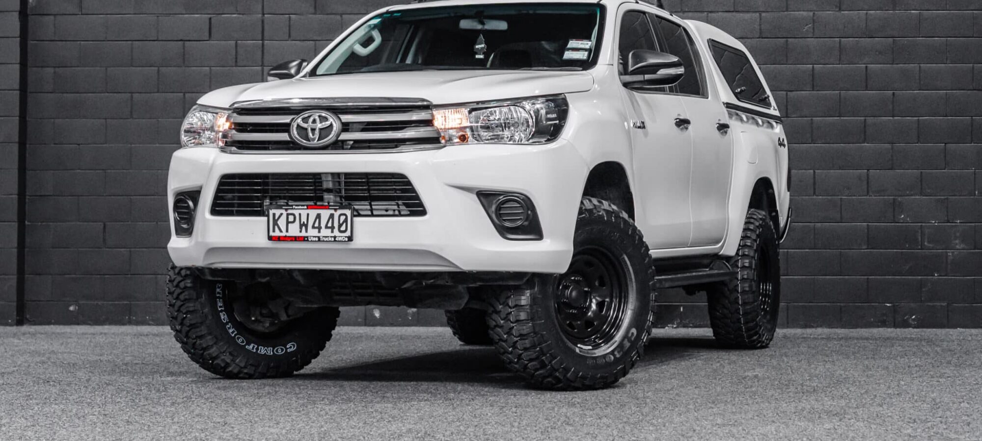 Vehicle Gallery Image