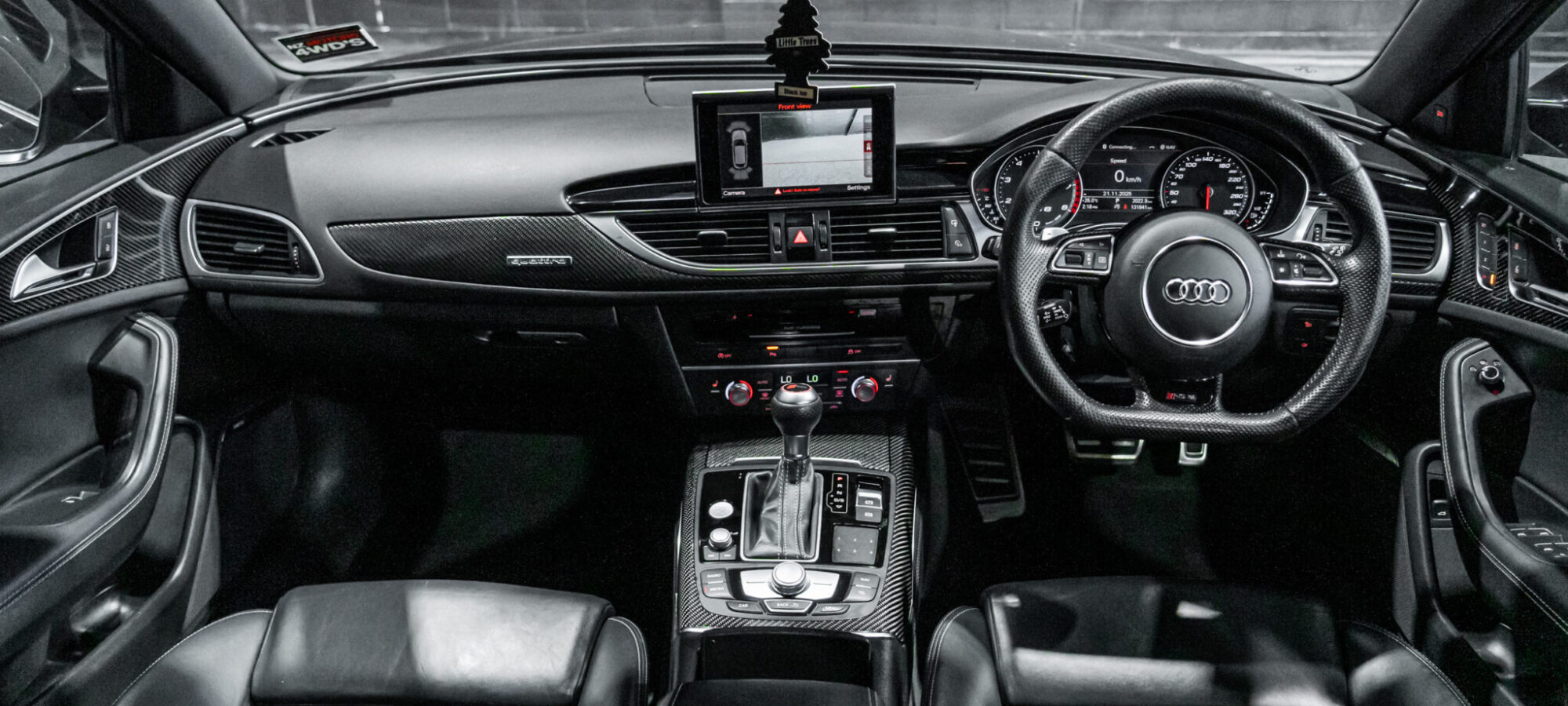 Vehicle Gallery Image