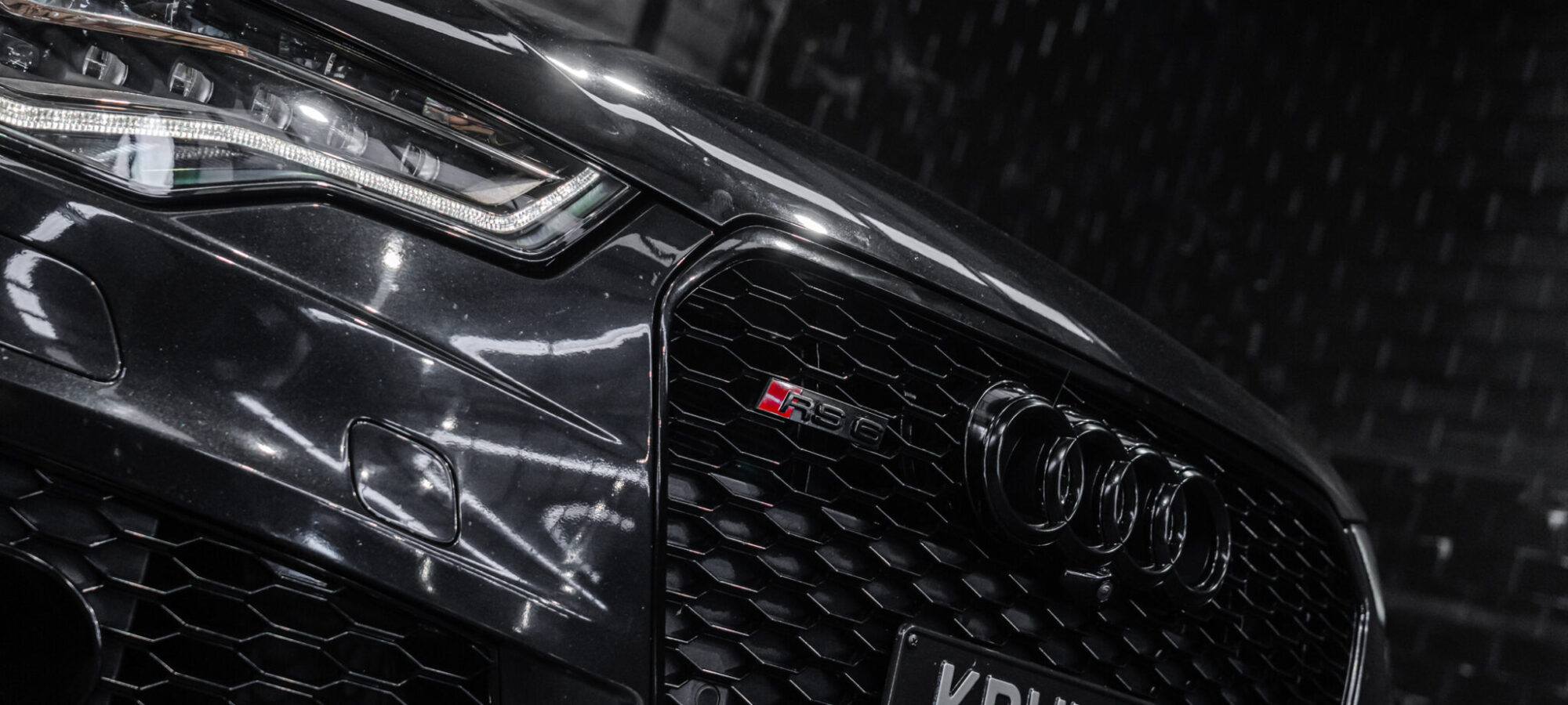 Vehicle Gallery Image