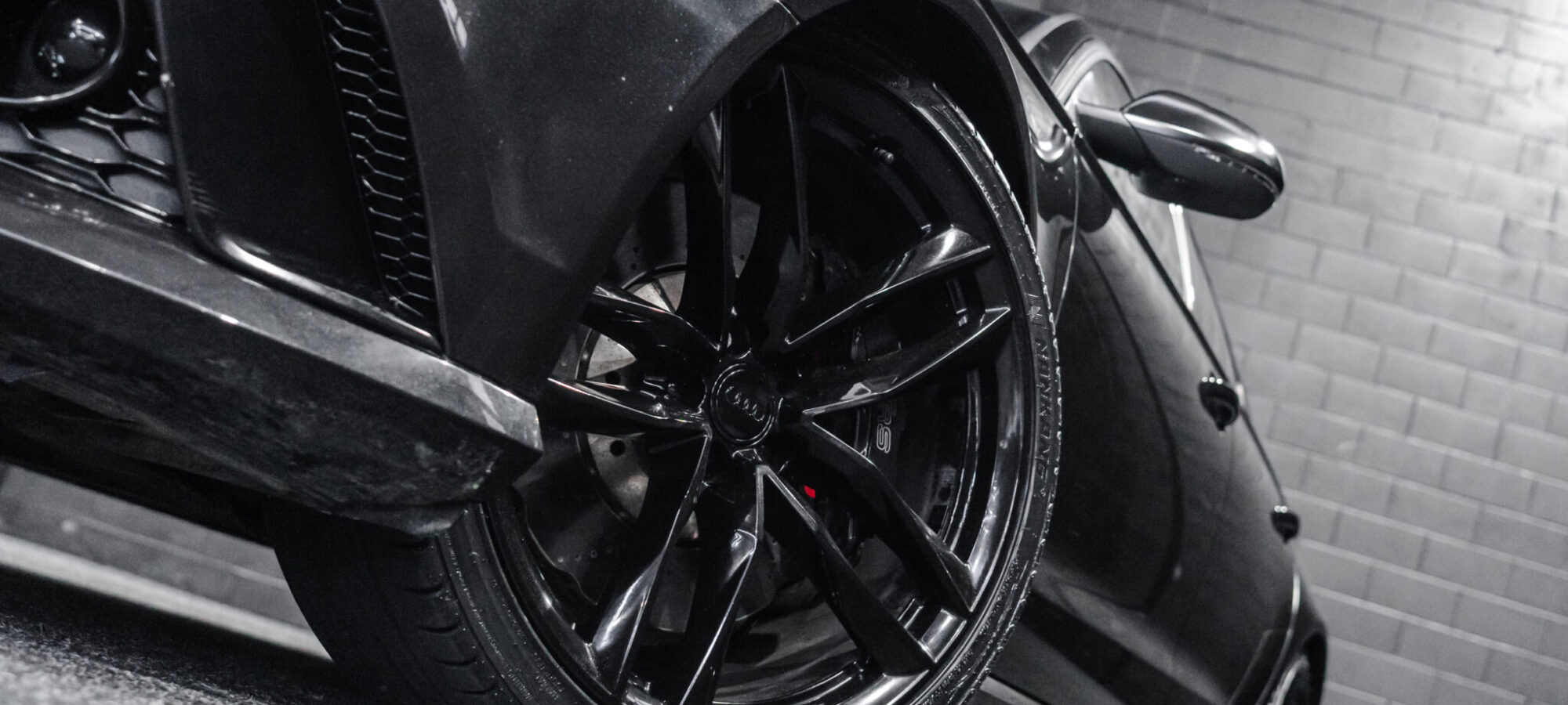 Vehicle Gallery Image