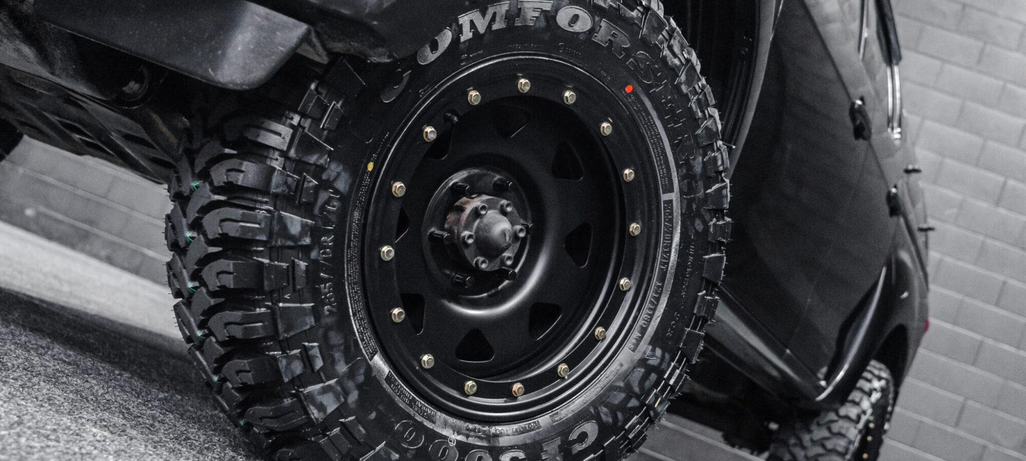 Vehicle Gallery Image