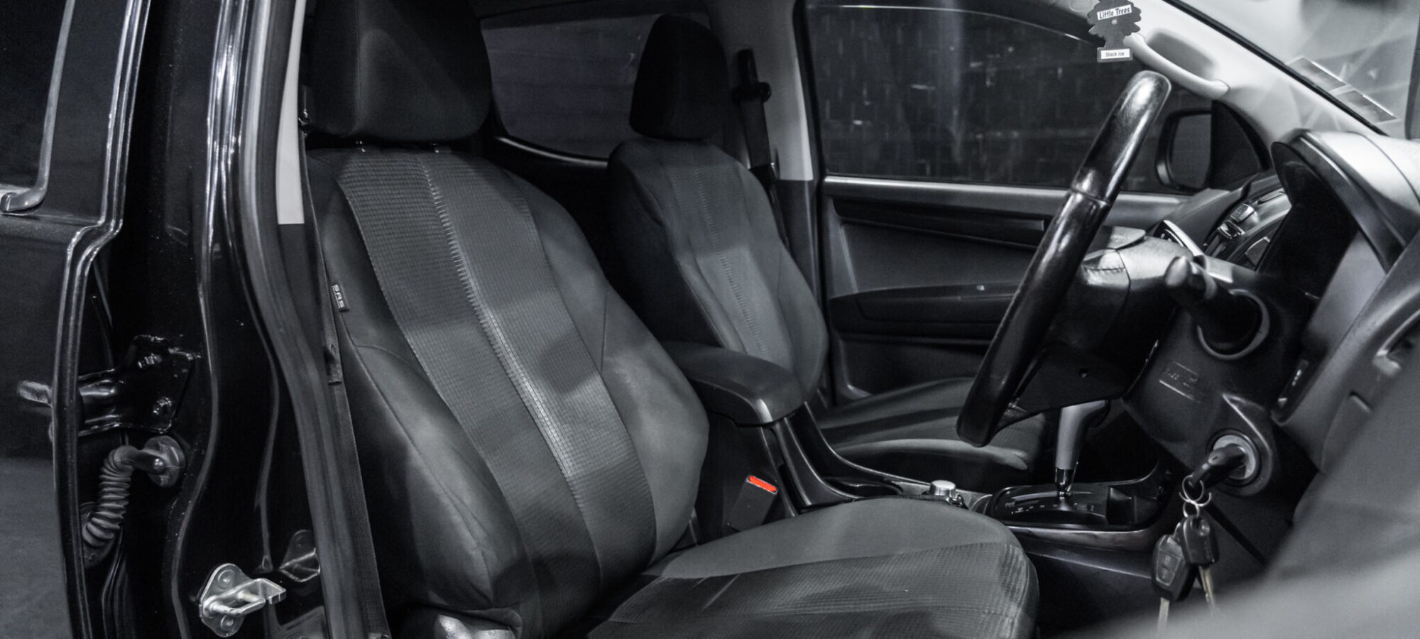 Vehicle Gallery Image