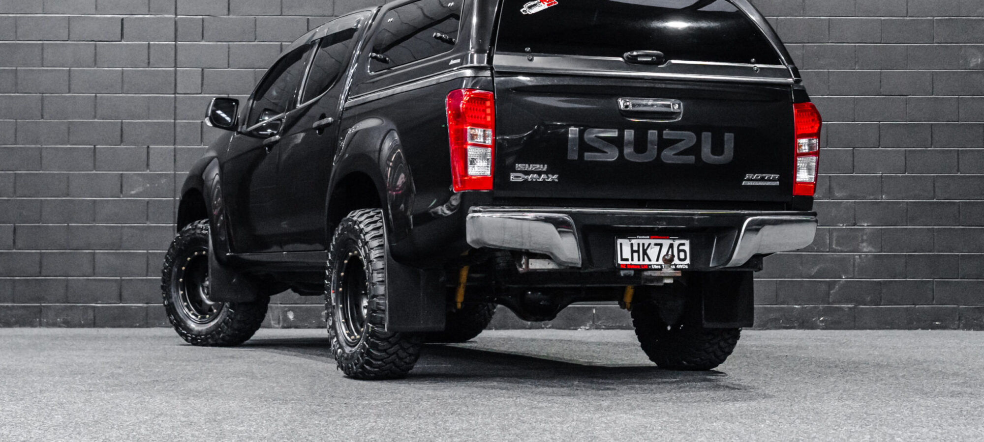 Vehicle Gallery Image