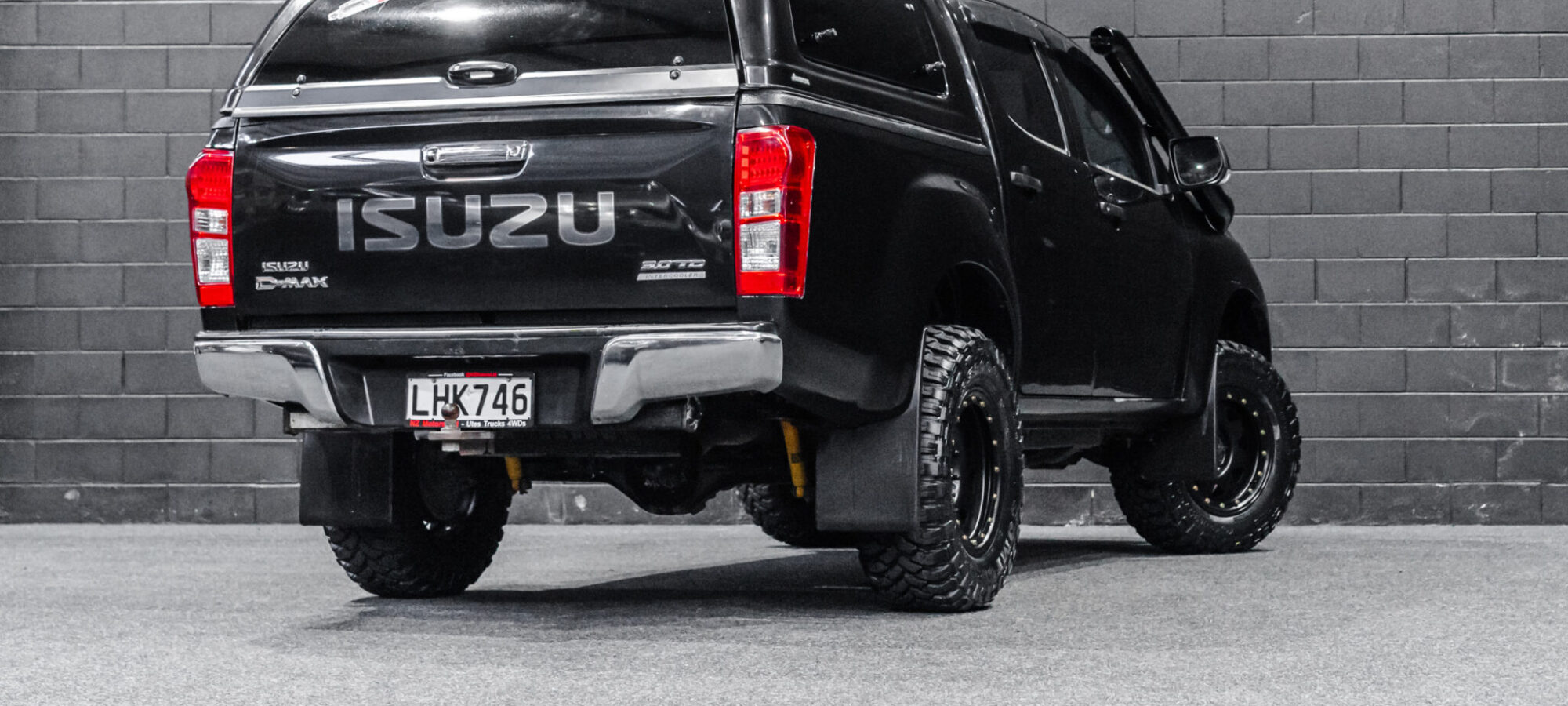 Vehicle Gallery Image