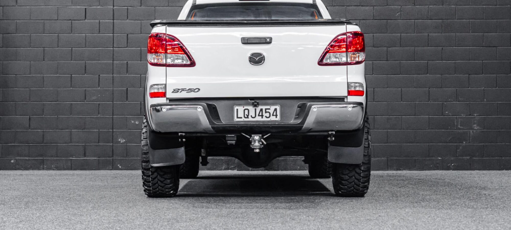 Vehicle Gallery Image