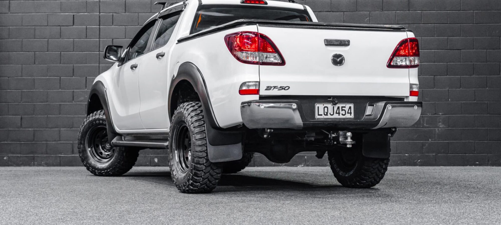 Vehicle Gallery Image