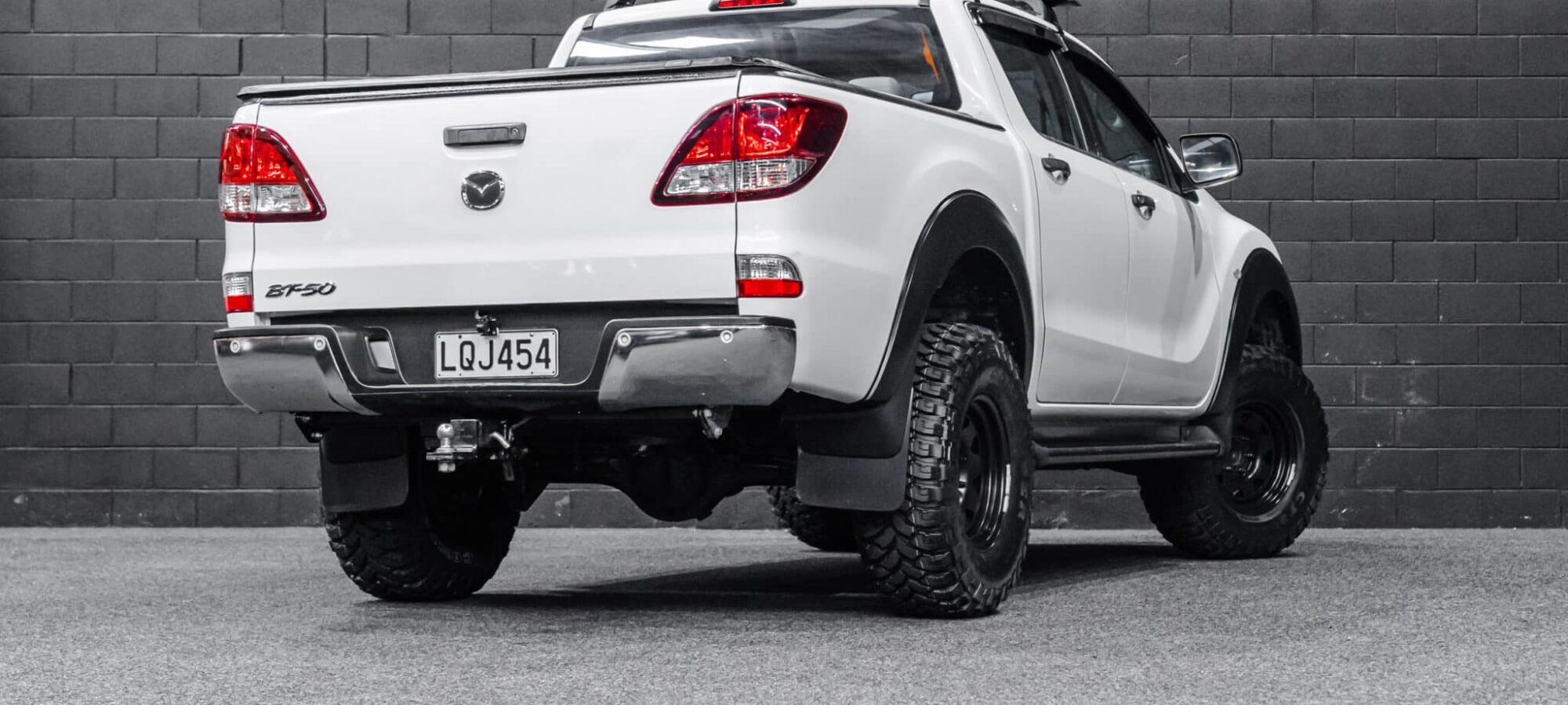 Vehicle Gallery Image