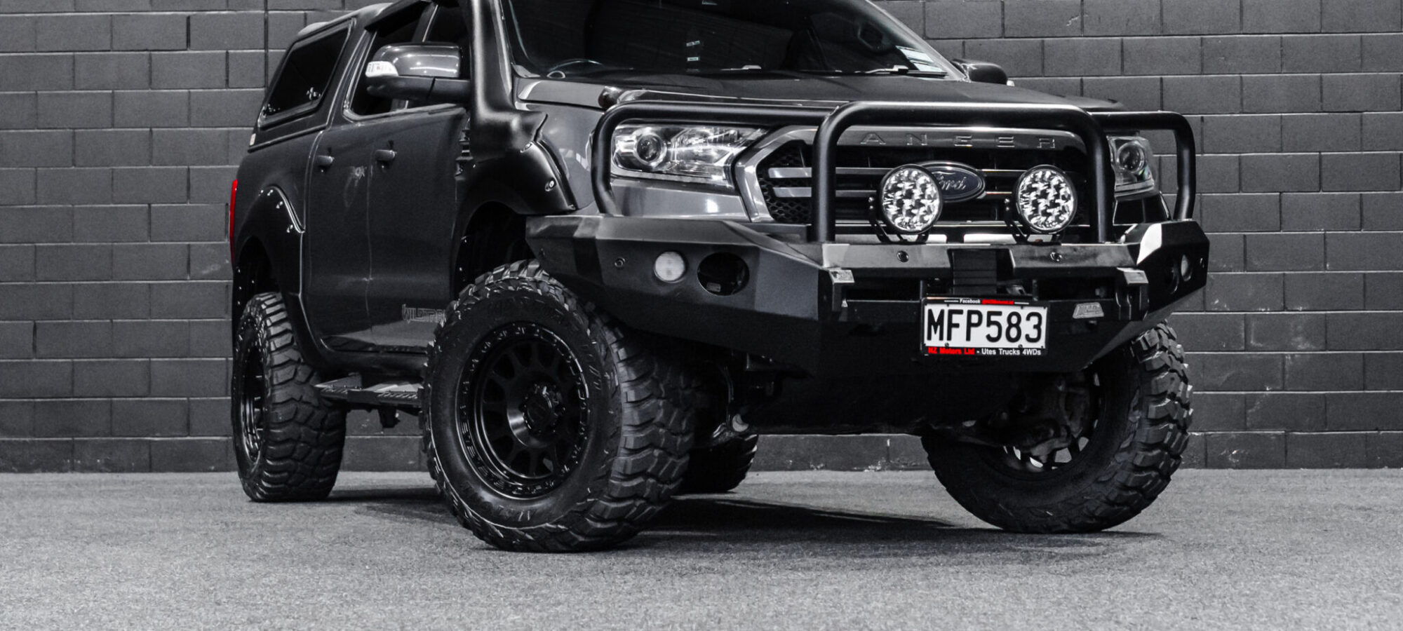 Vehicle Gallery Image