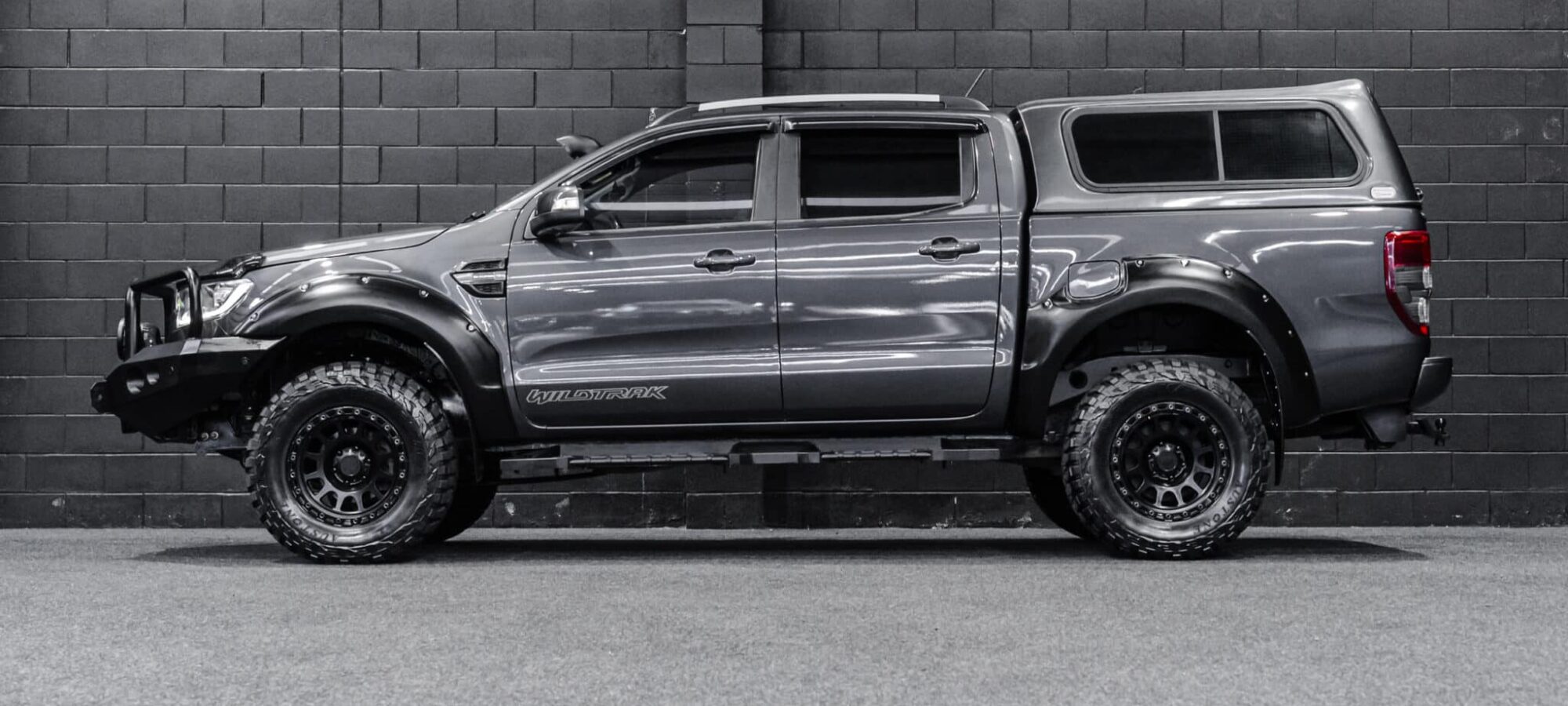 Vehicle Gallery Image