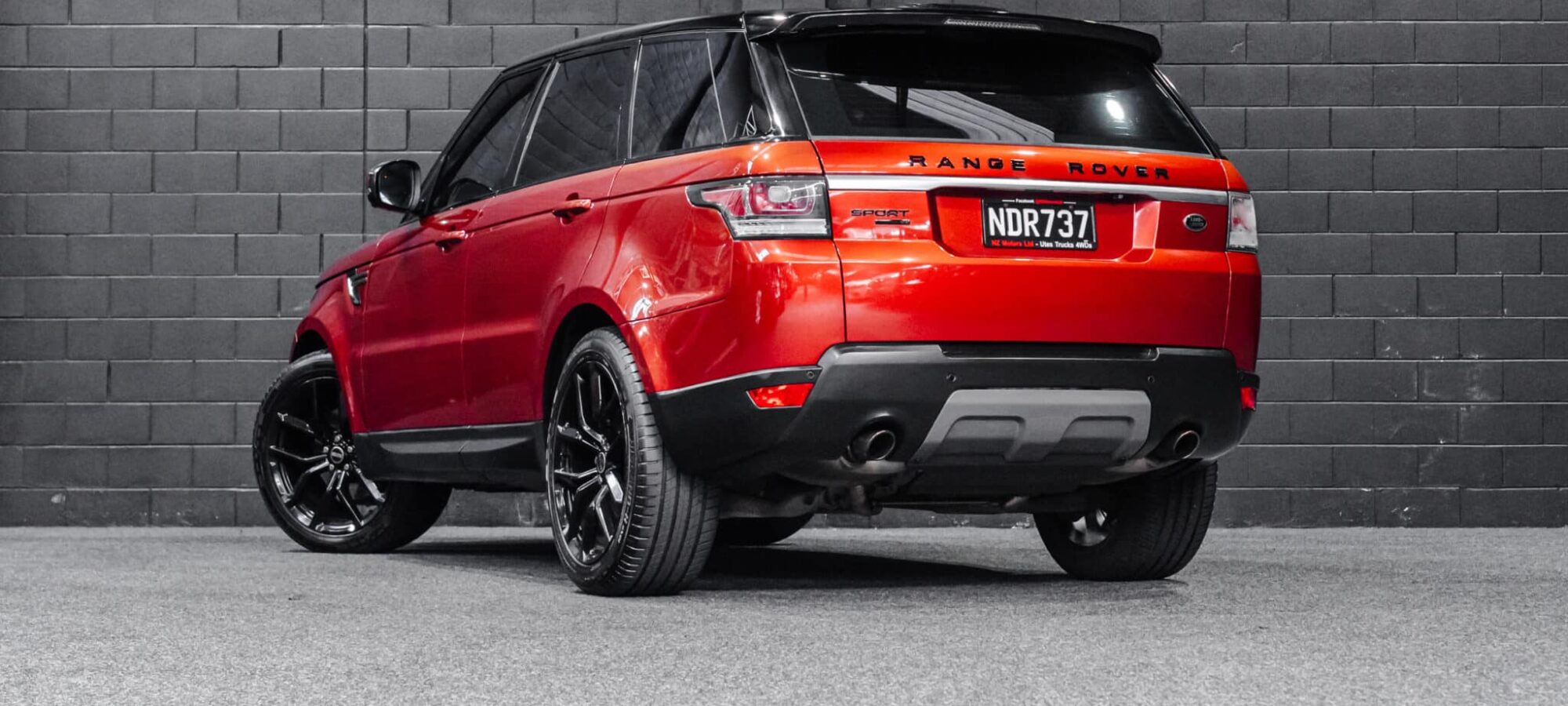 Vehicle Gallery Image