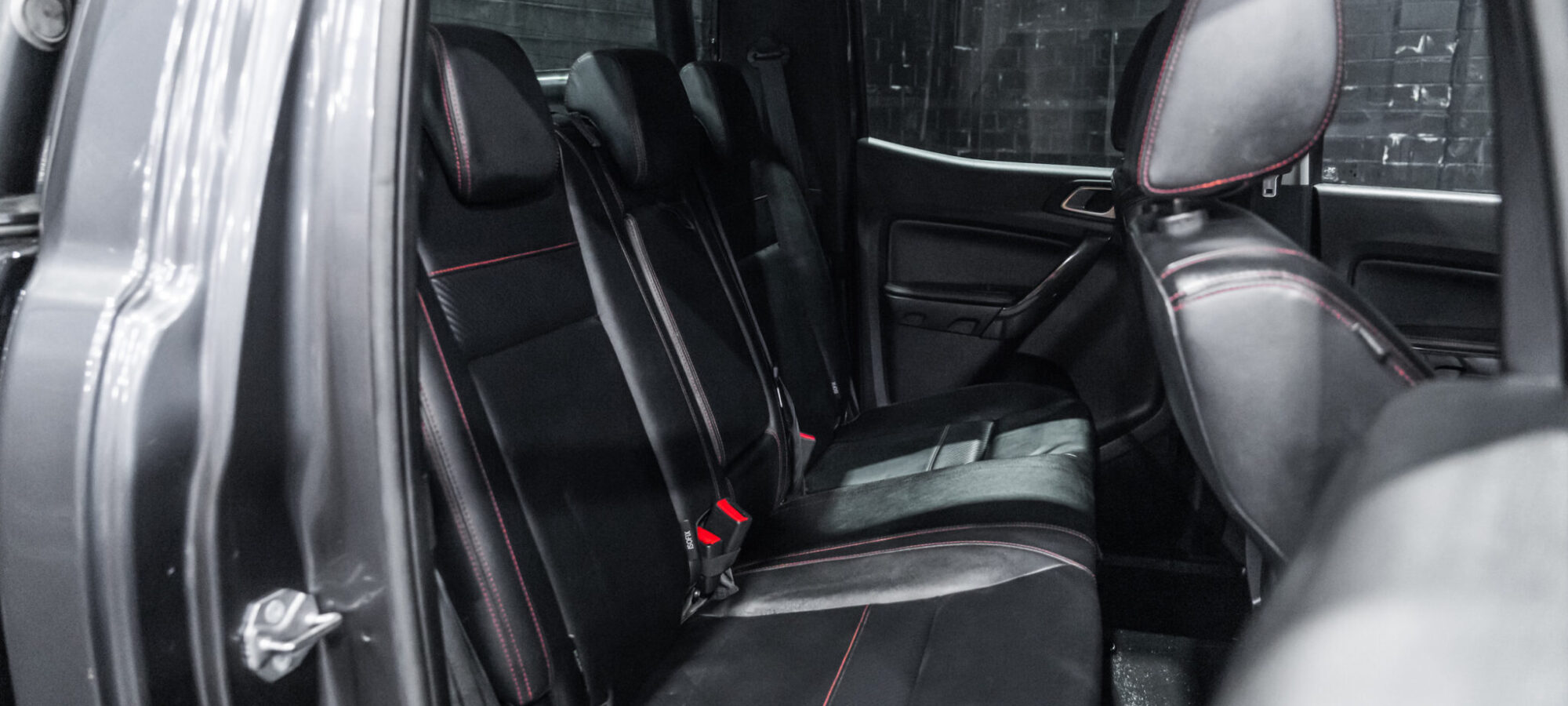 Vehicle Gallery Image