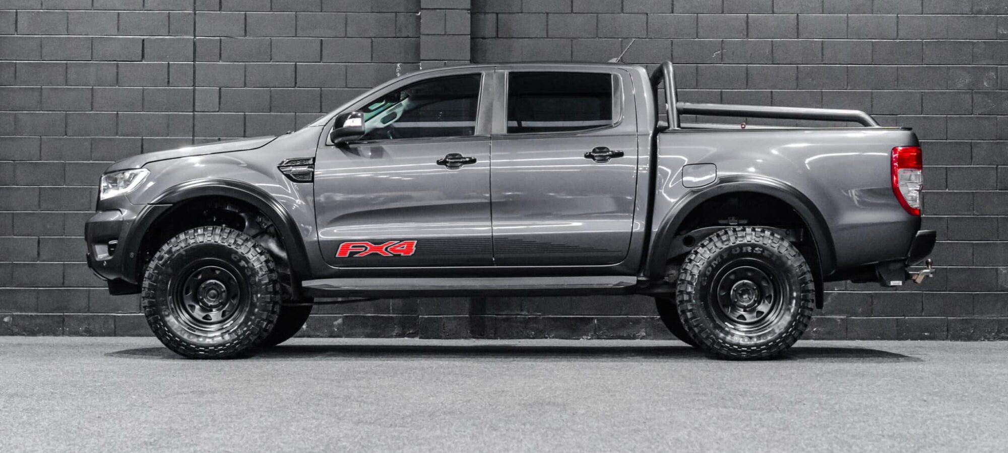 Vehicle Gallery Image