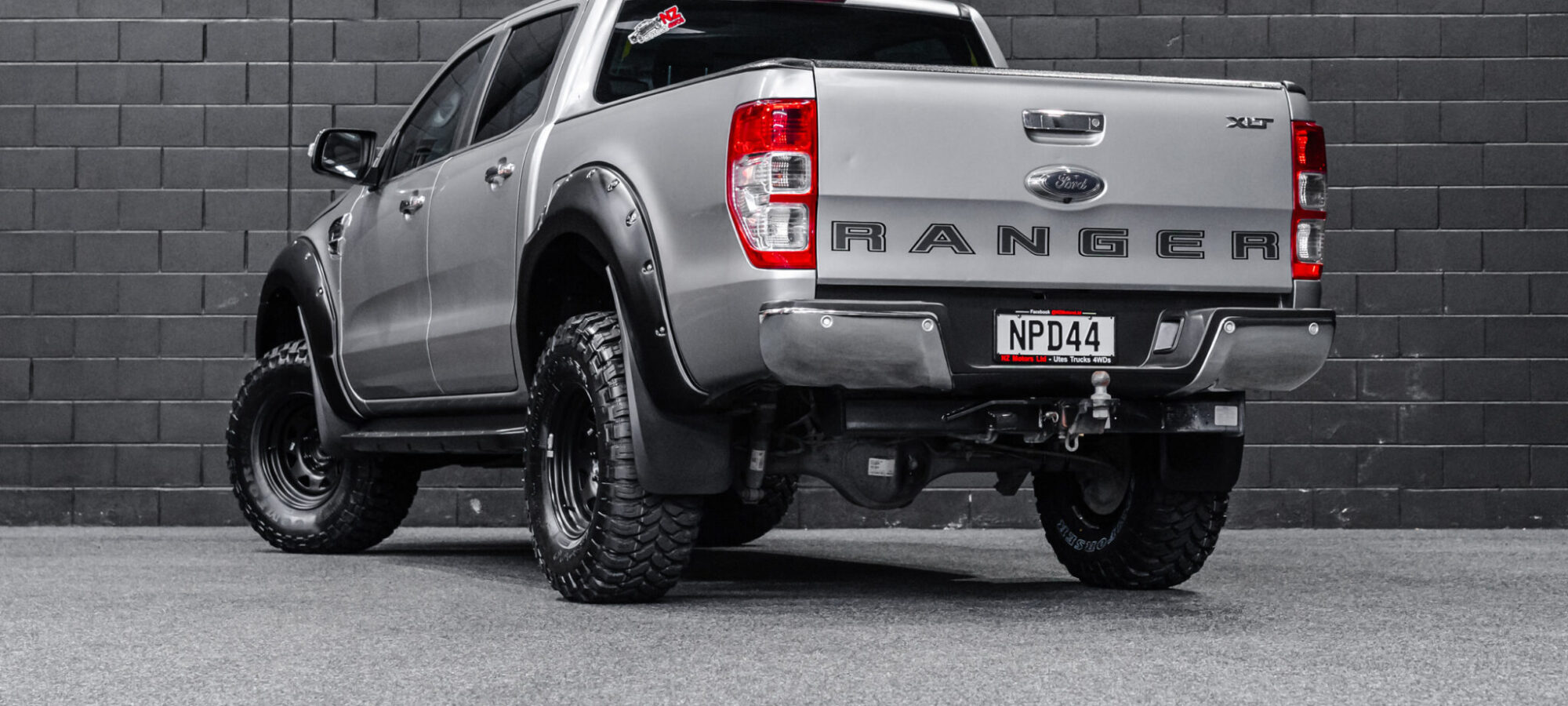 Vehicle Gallery Image