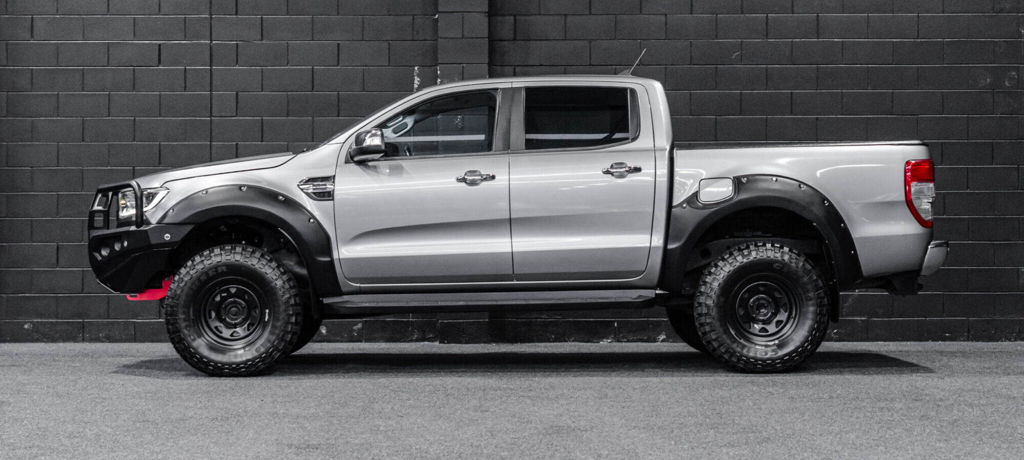 Vehicle Gallery Image