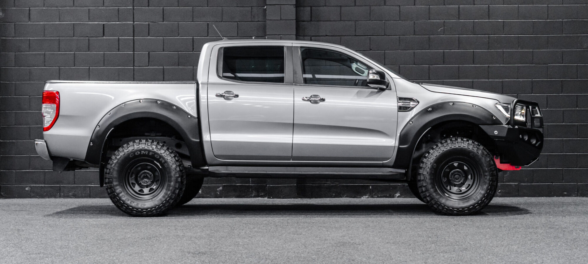 Vehicle Gallery Image