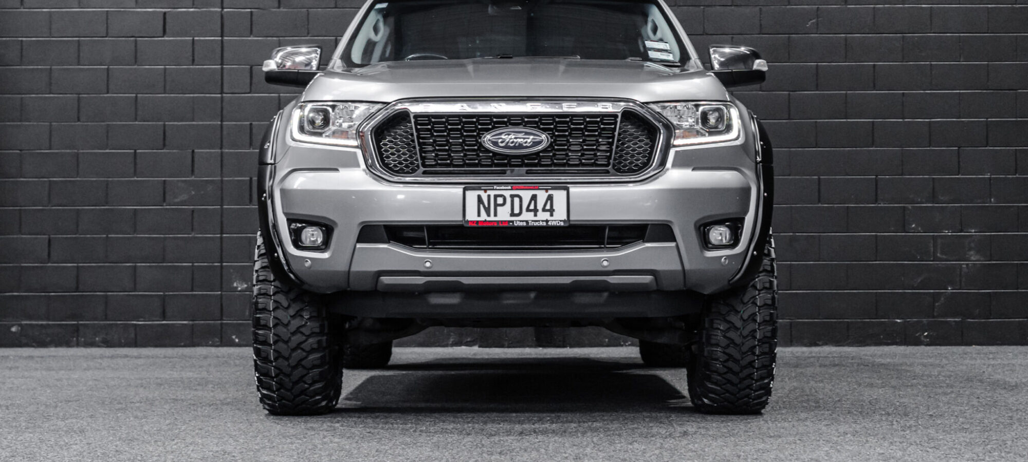 Vehicle Gallery Image