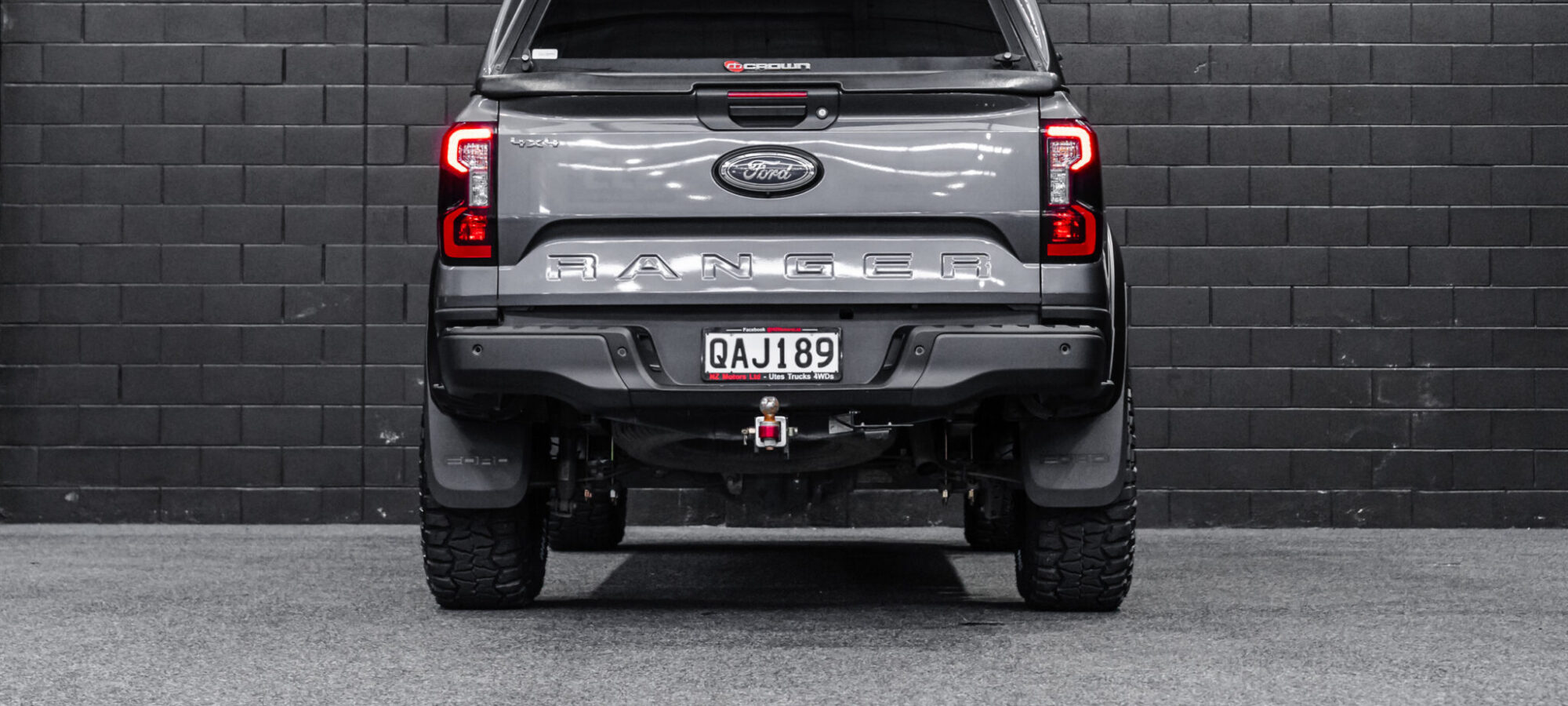 Vehicle Gallery Image