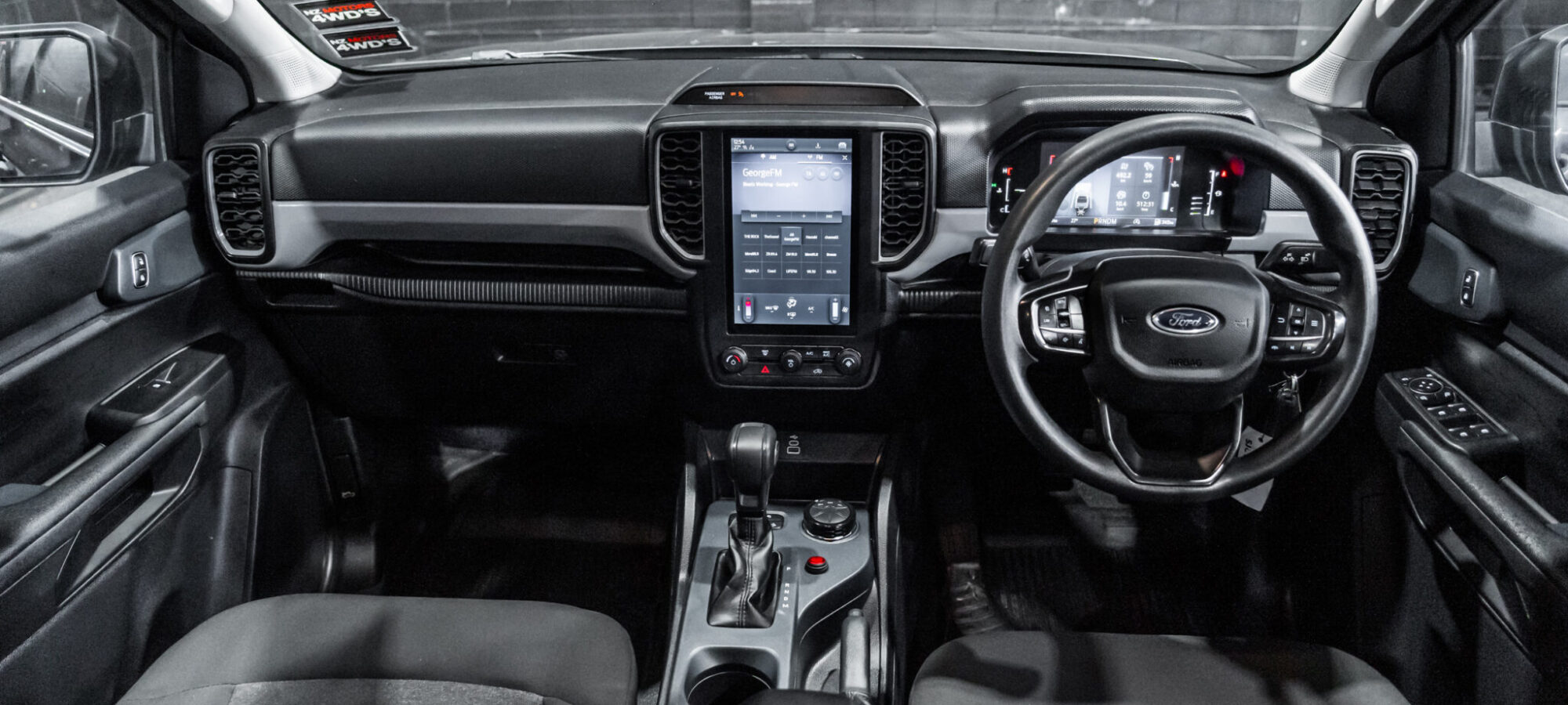 Vehicle Gallery Image