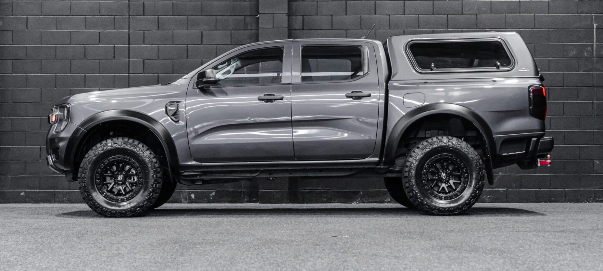 Vehicle Gallery Image