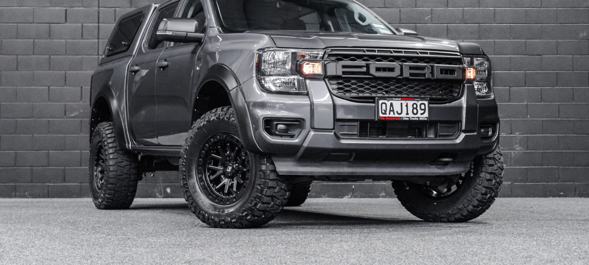 Vehicle Gallery Image