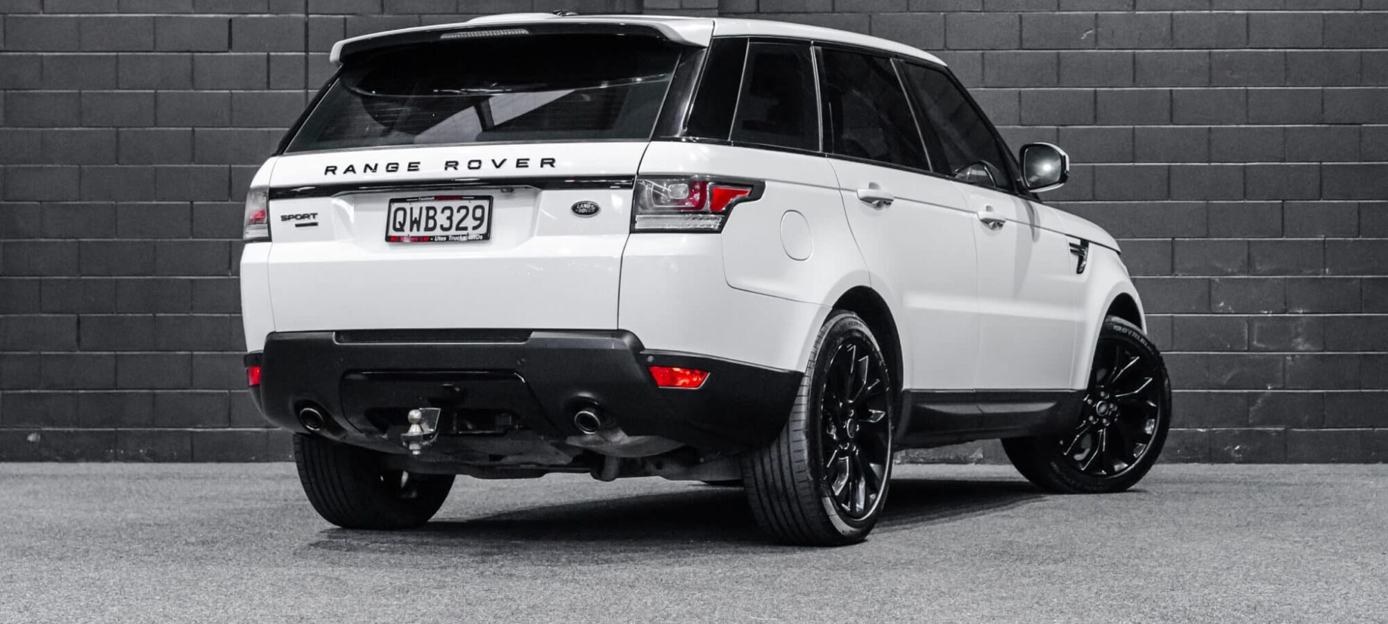 Vehicle Gallery Image