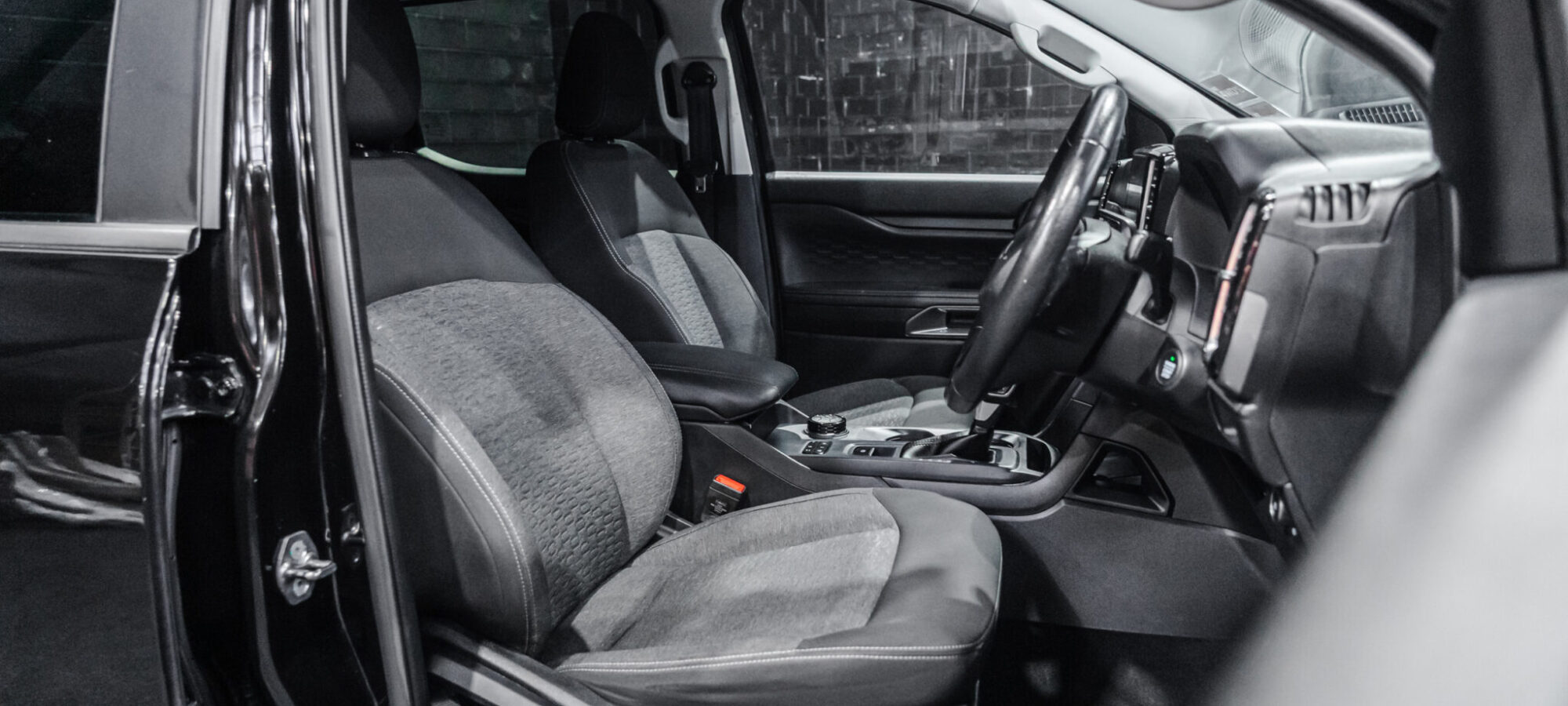 Vehicle Gallery Image