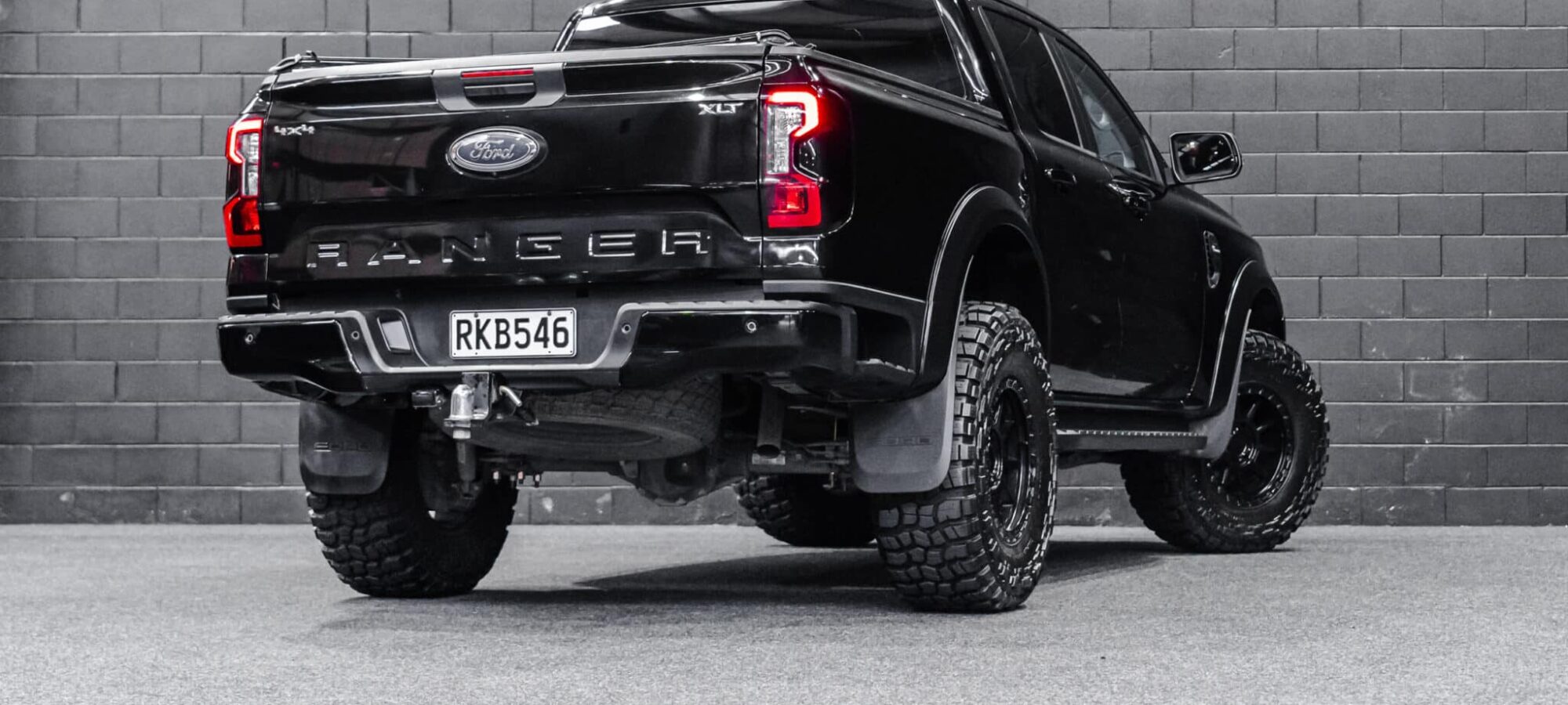 Vehicle Gallery Image