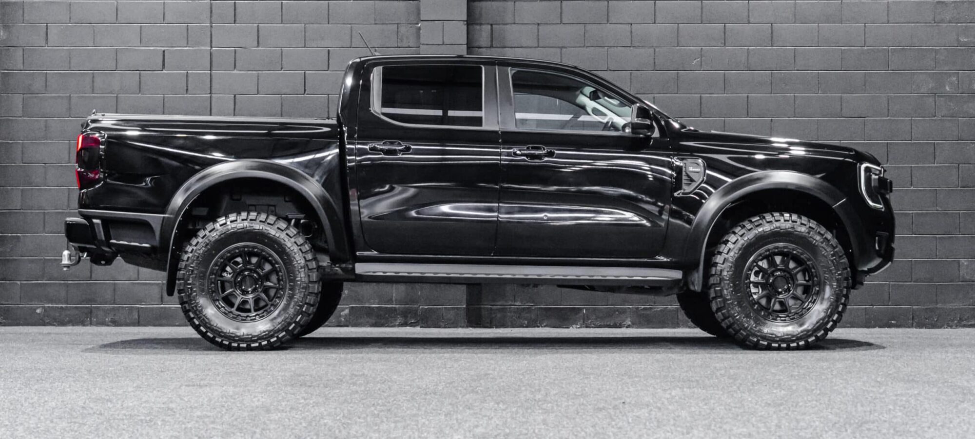 Vehicle Gallery Image