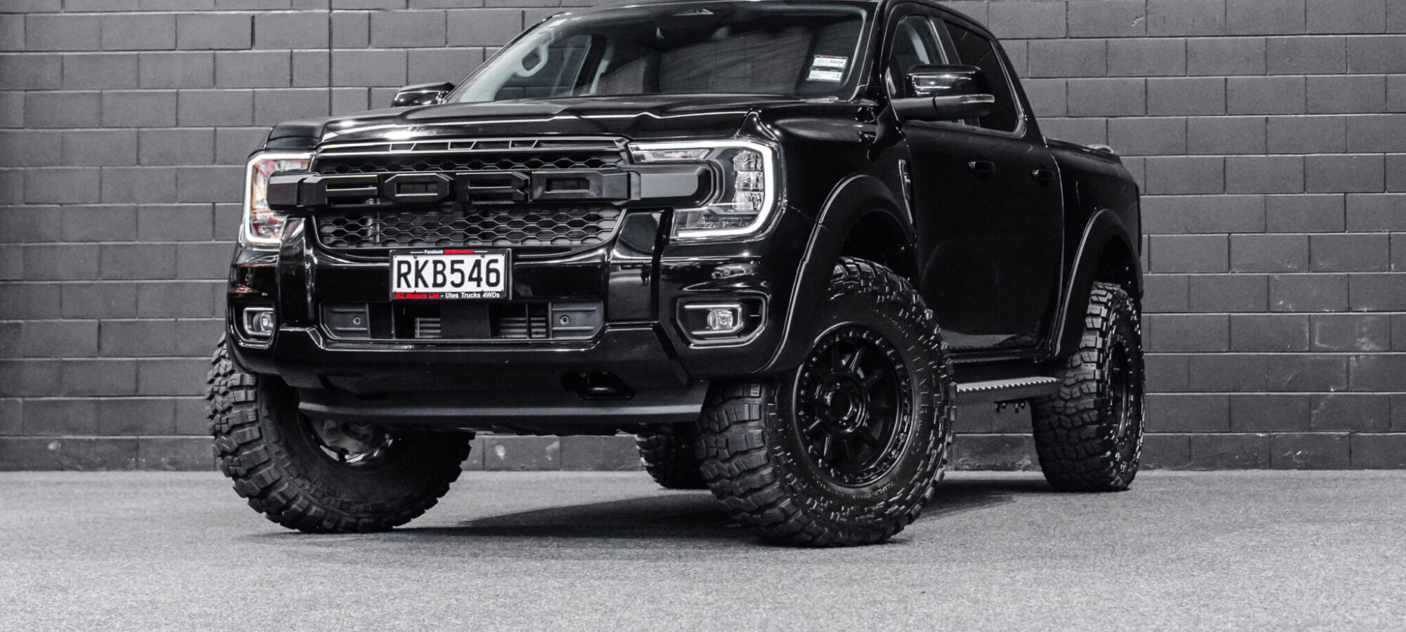 Vehicle Gallery Image