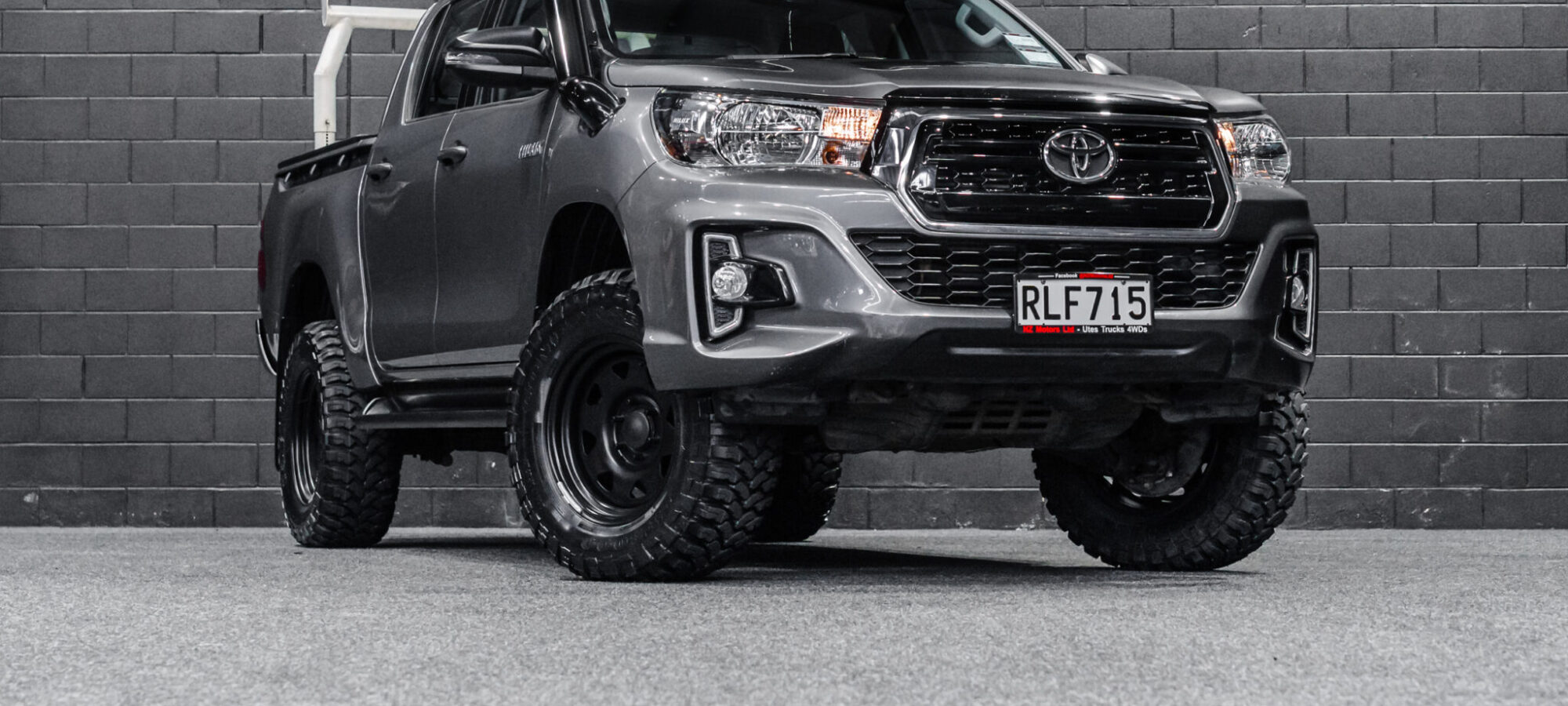 Vehicle Gallery Image