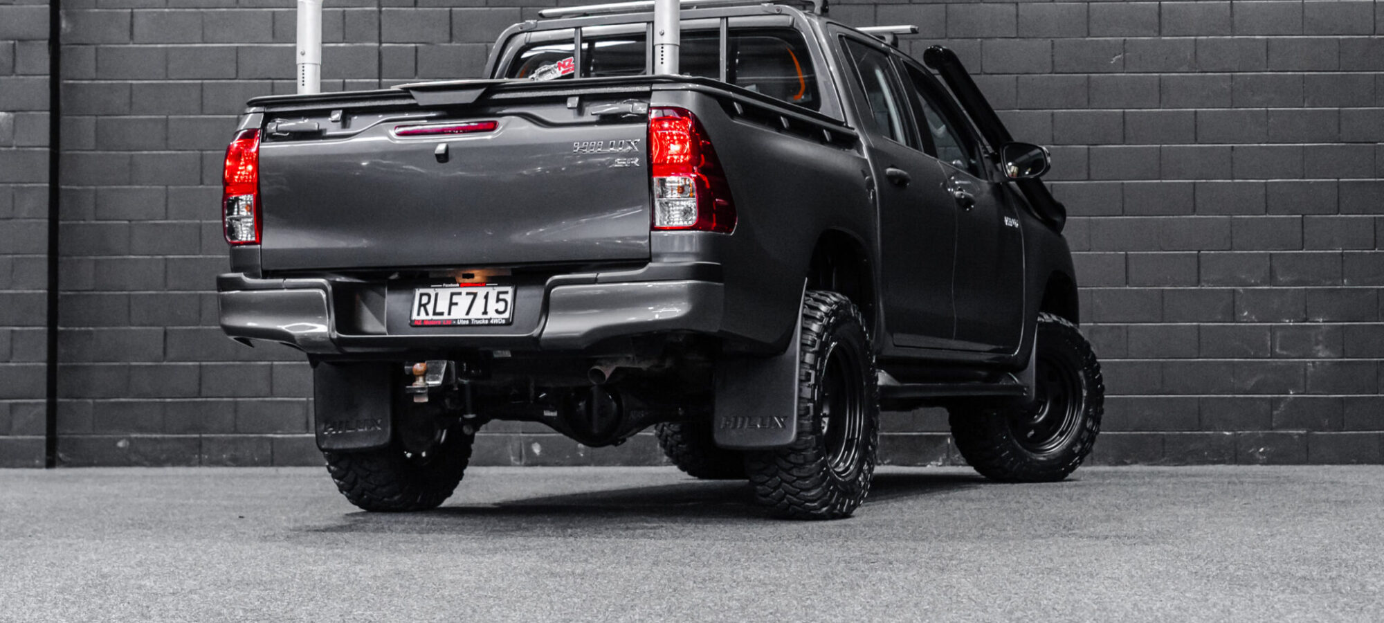 Vehicle Gallery Image