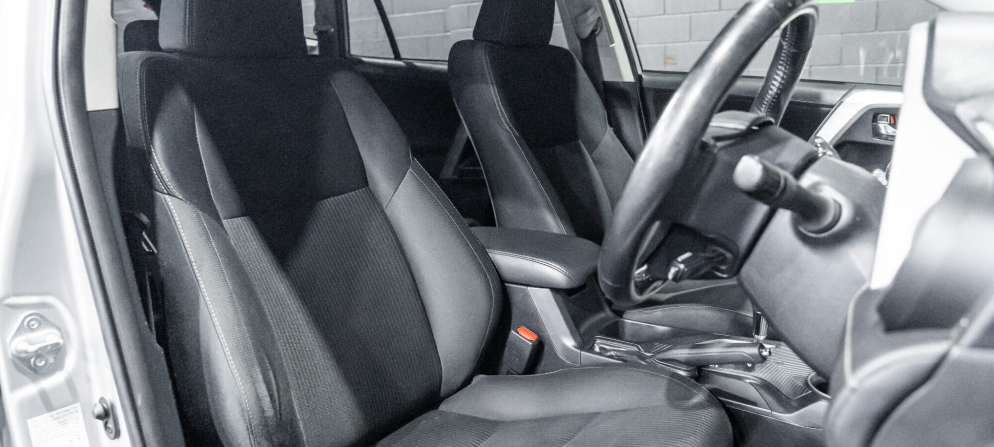 Vehicle Gallery Image