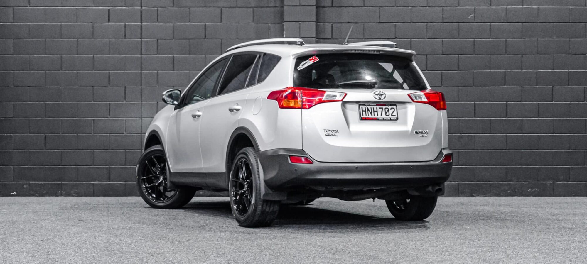 Vehicle Gallery Image