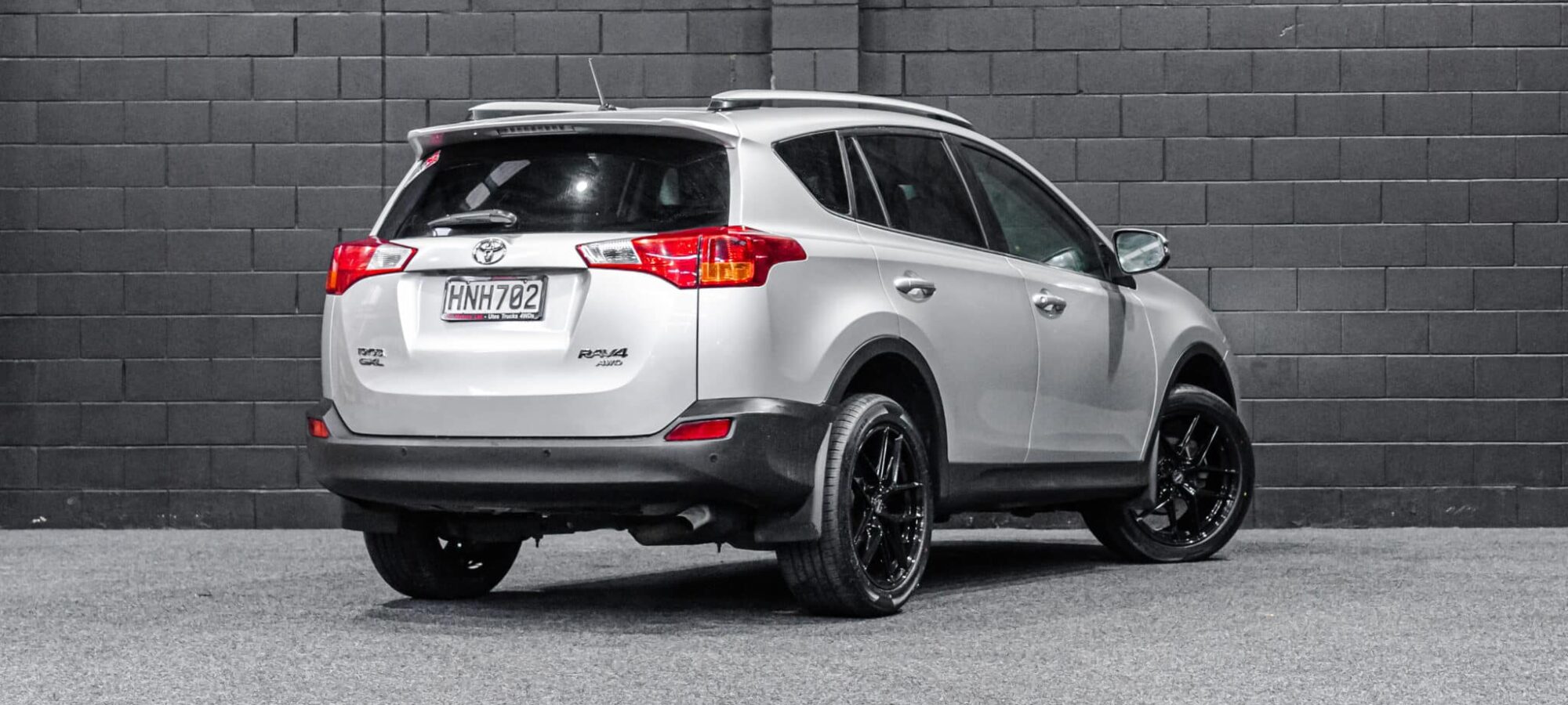 Vehicle Gallery Image