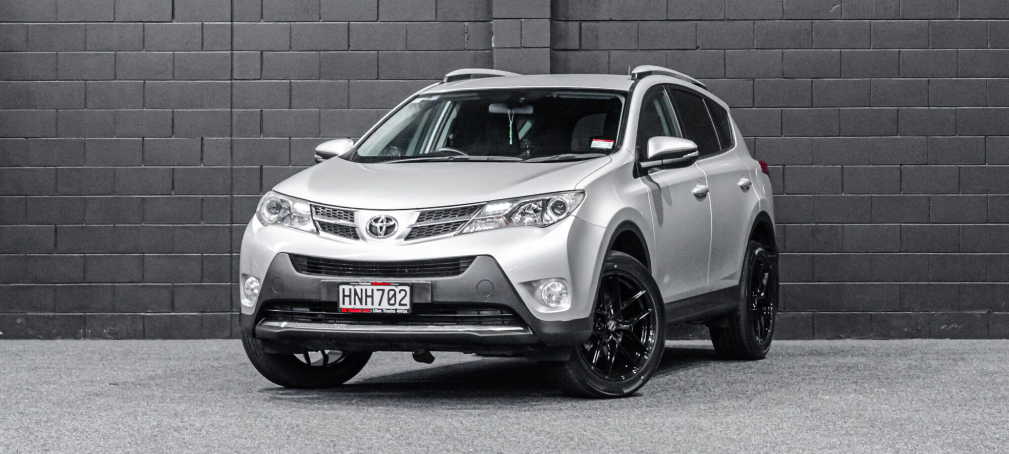 Vehicle Gallery Image