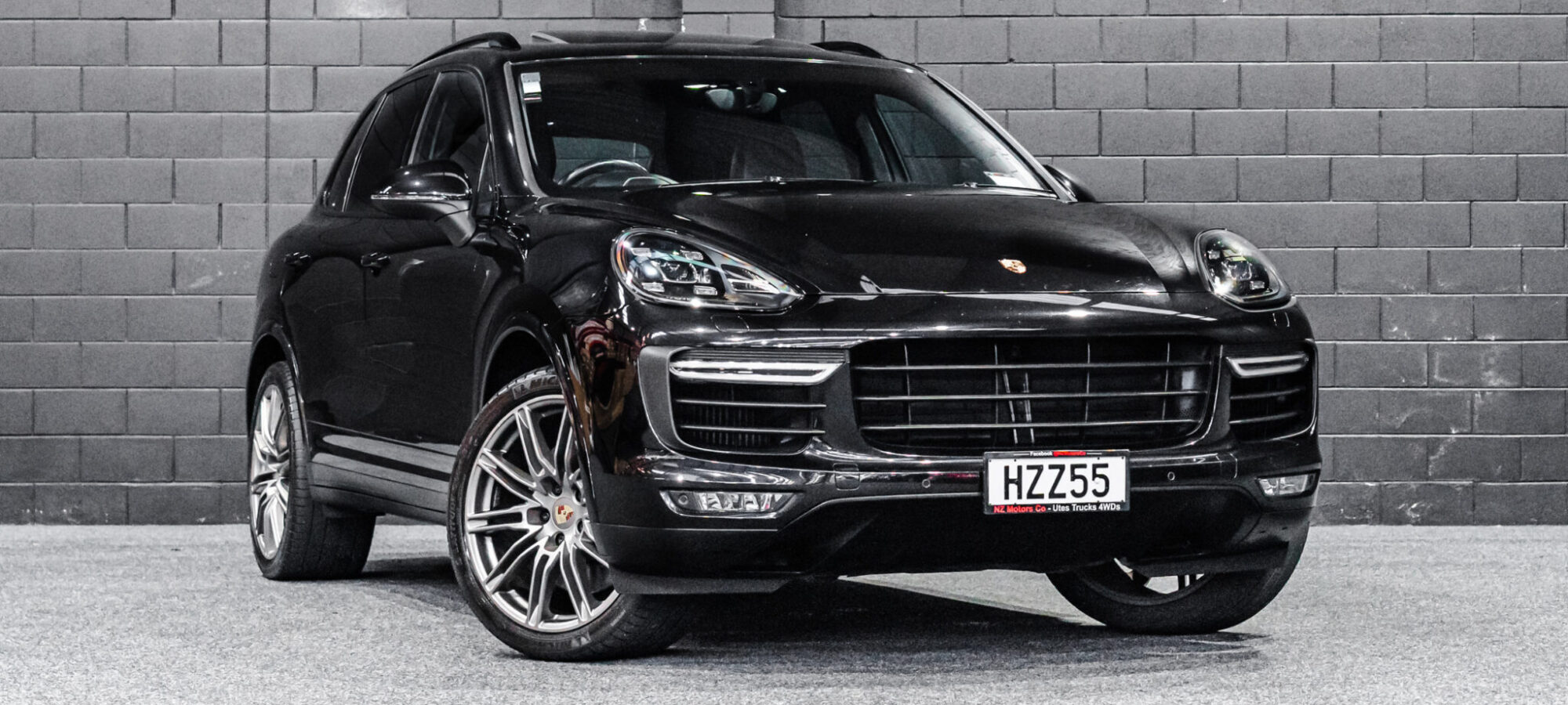 Vehicle Gallery Image