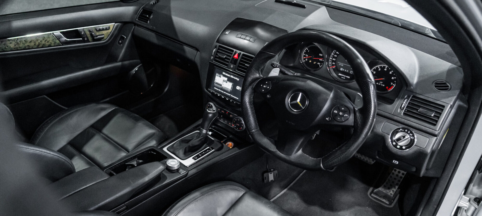 Vehicle Gallery Image