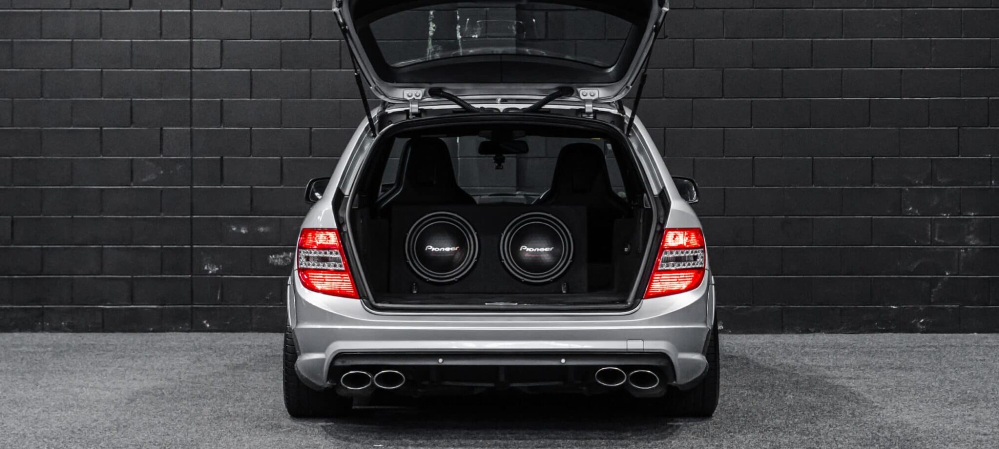 Vehicle Gallery Image