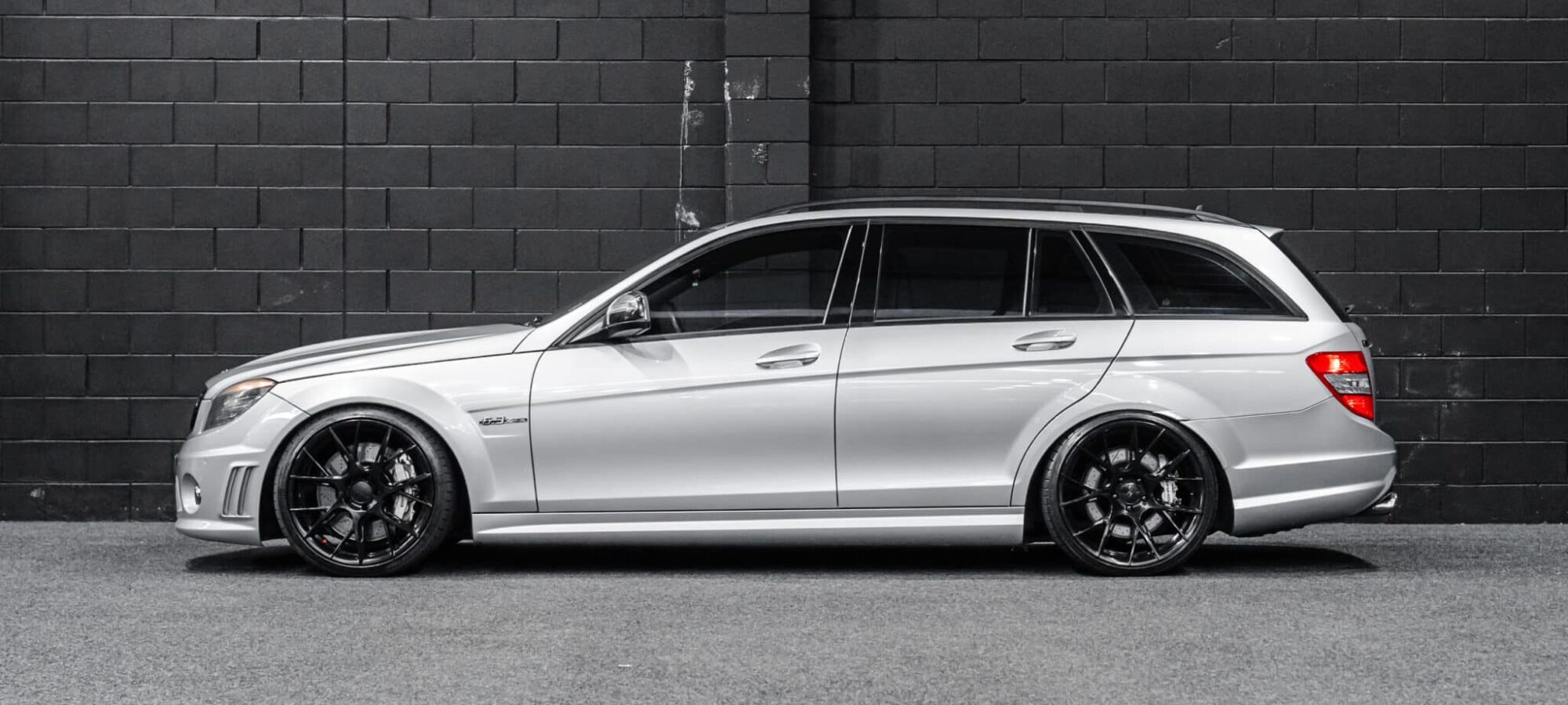 Vehicle Gallery Image