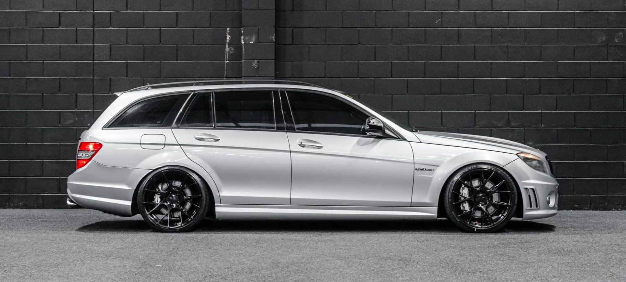 Vehicle Gallery Image