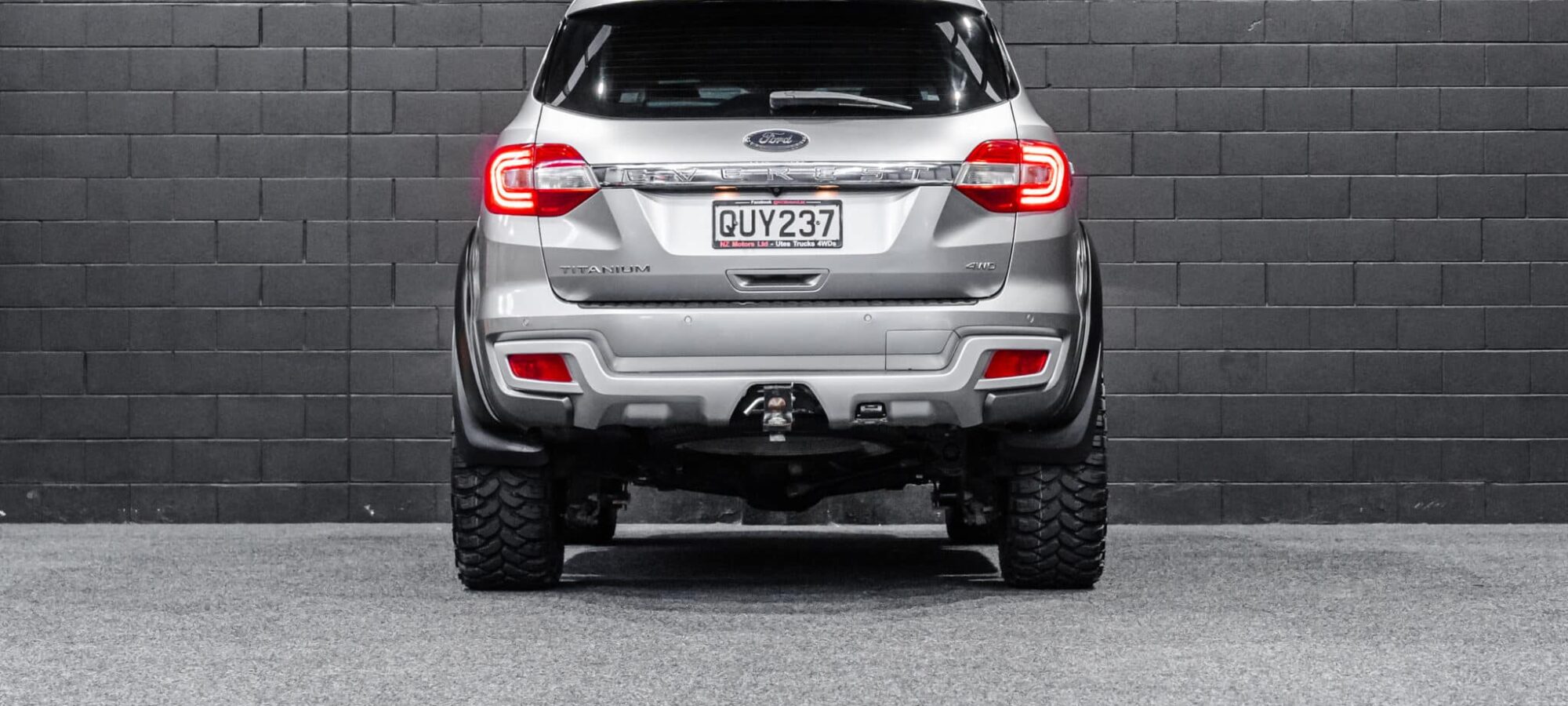 Vehicle Gallery Image