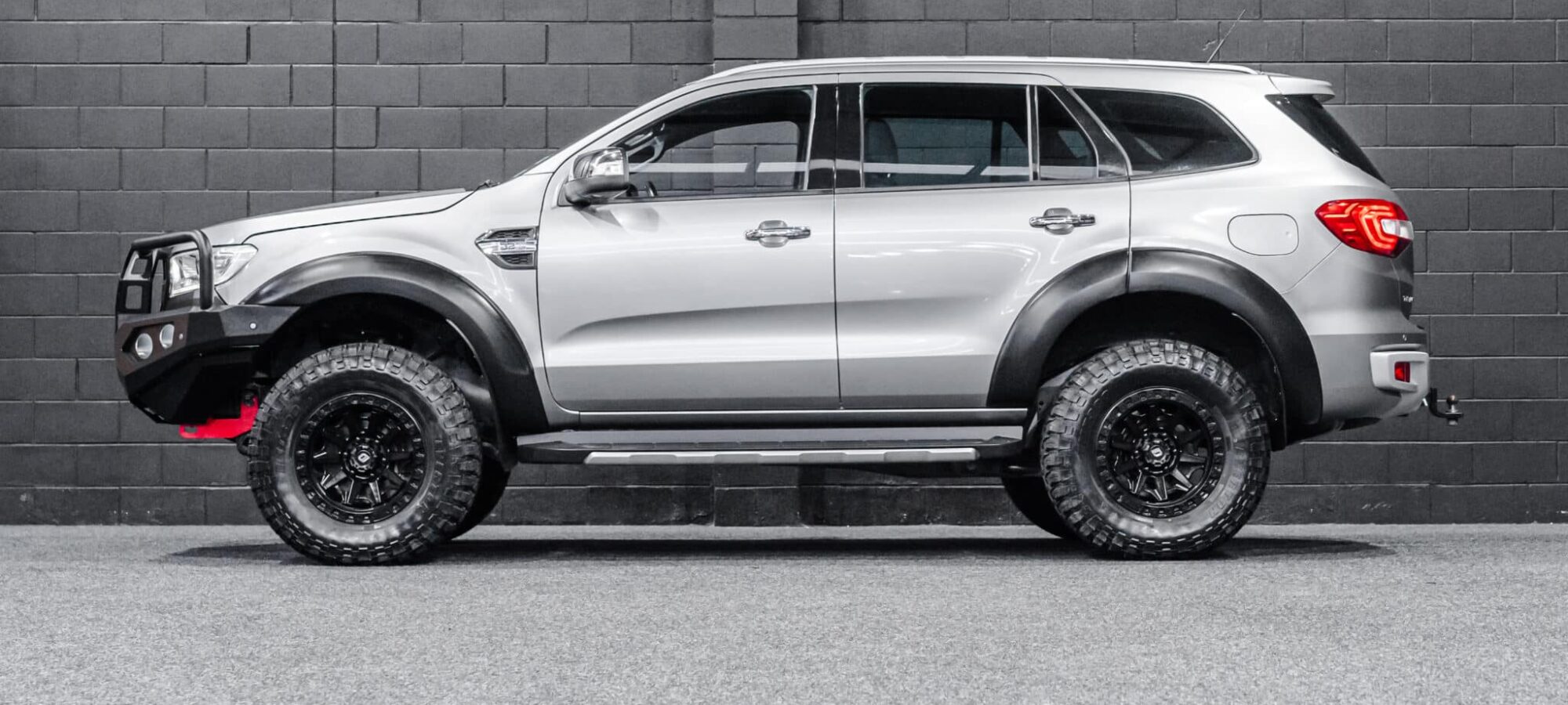 Vehicle Gallery Image