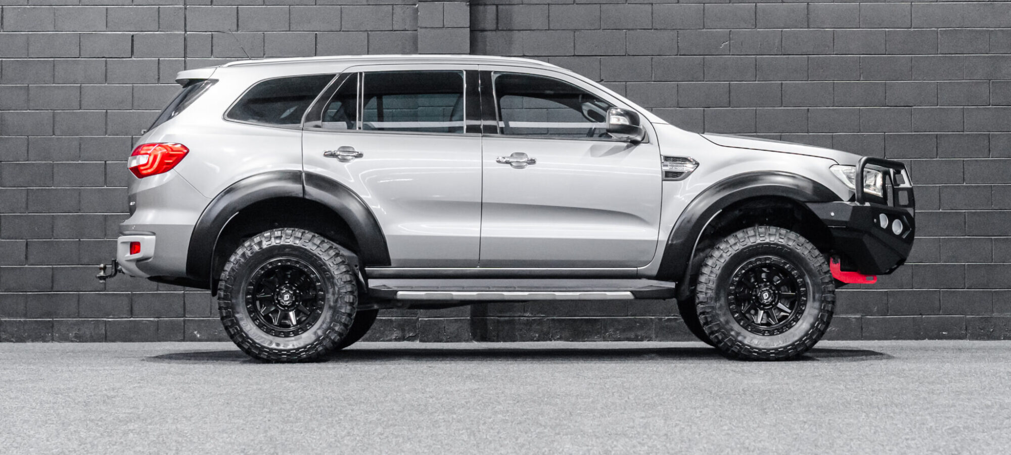 Vehicle Gallery Image