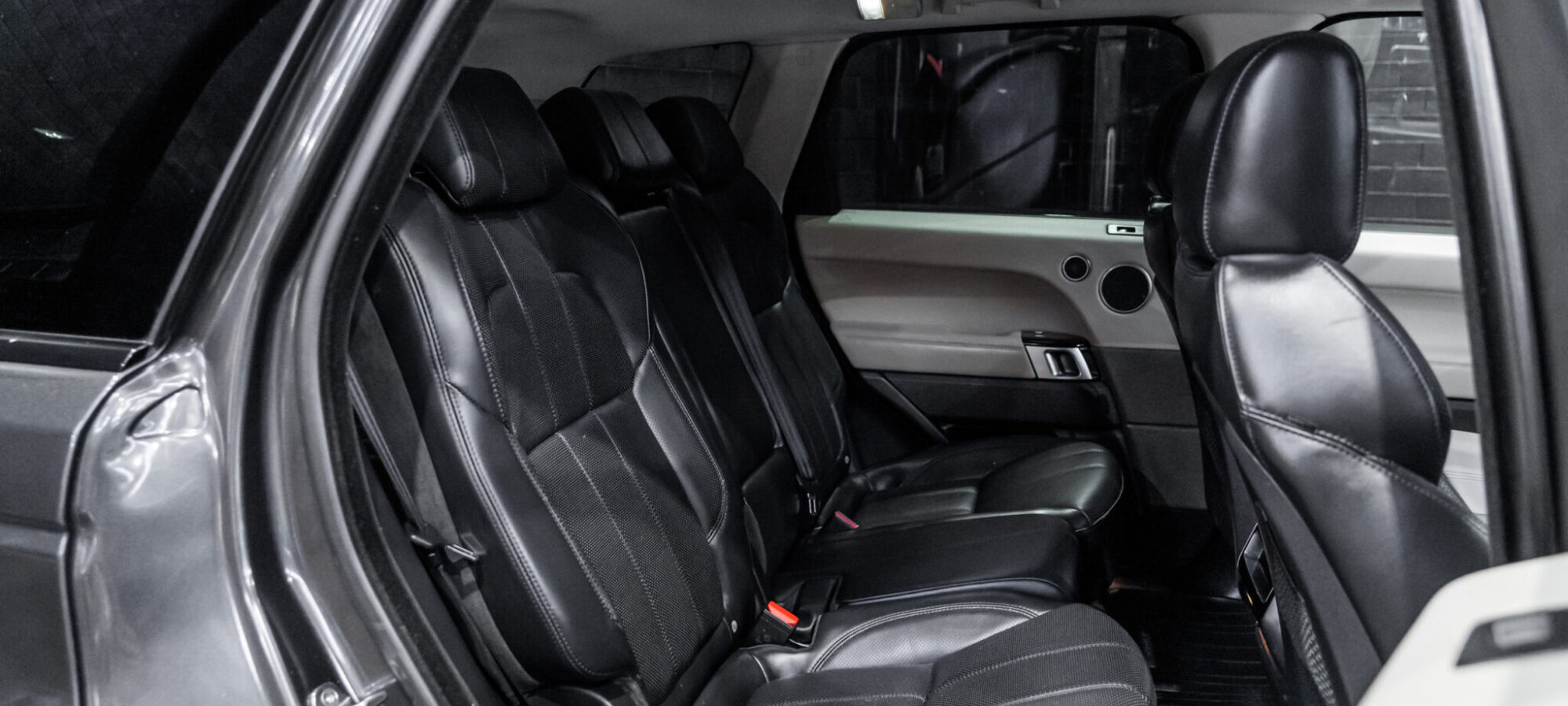 Vehicle Gallery Image