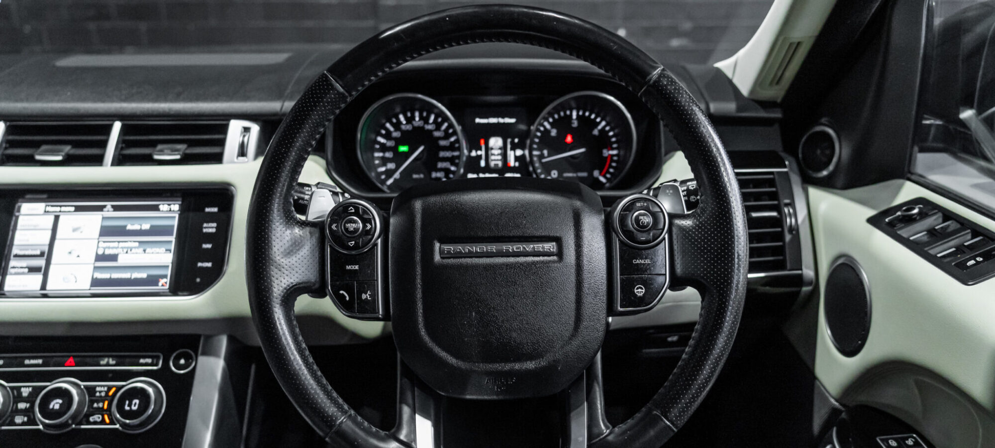 Vehicle Gallery Image