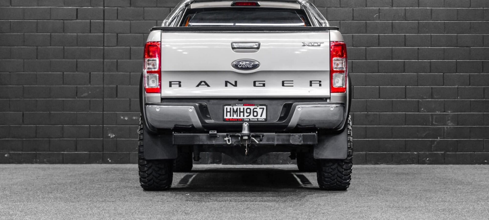 Vehicle Gallery Image