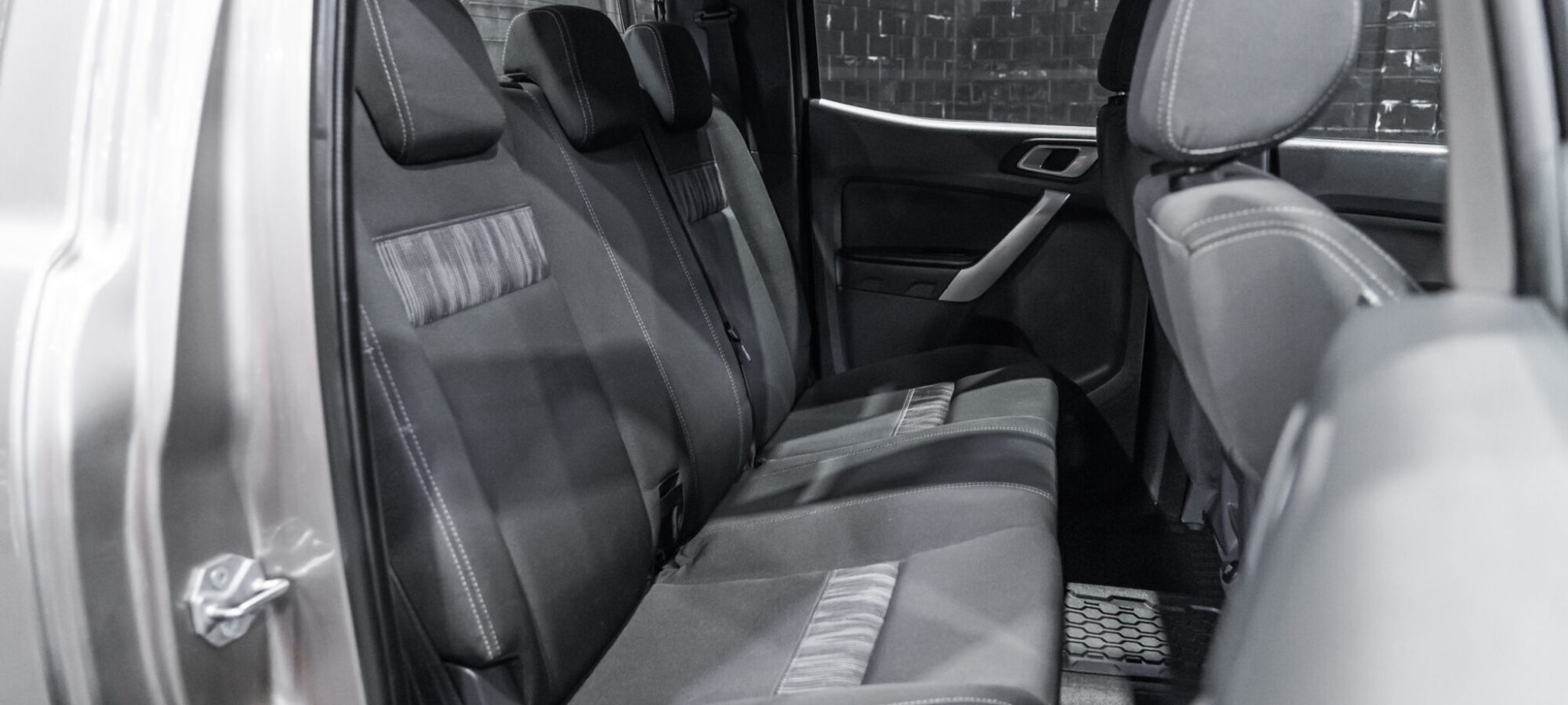 Vehicle Gallery Image